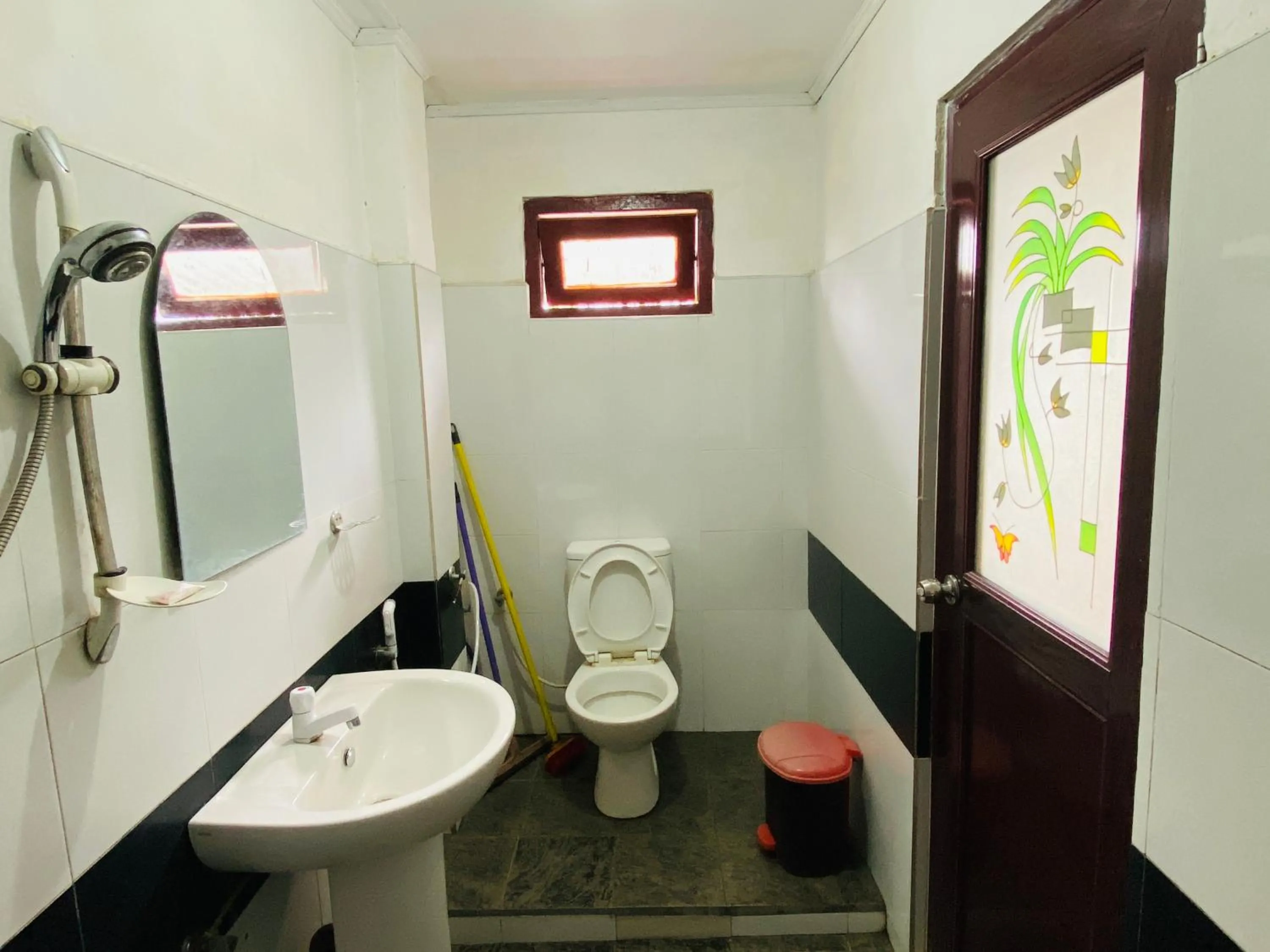 Toilet in Rosenka haputhale