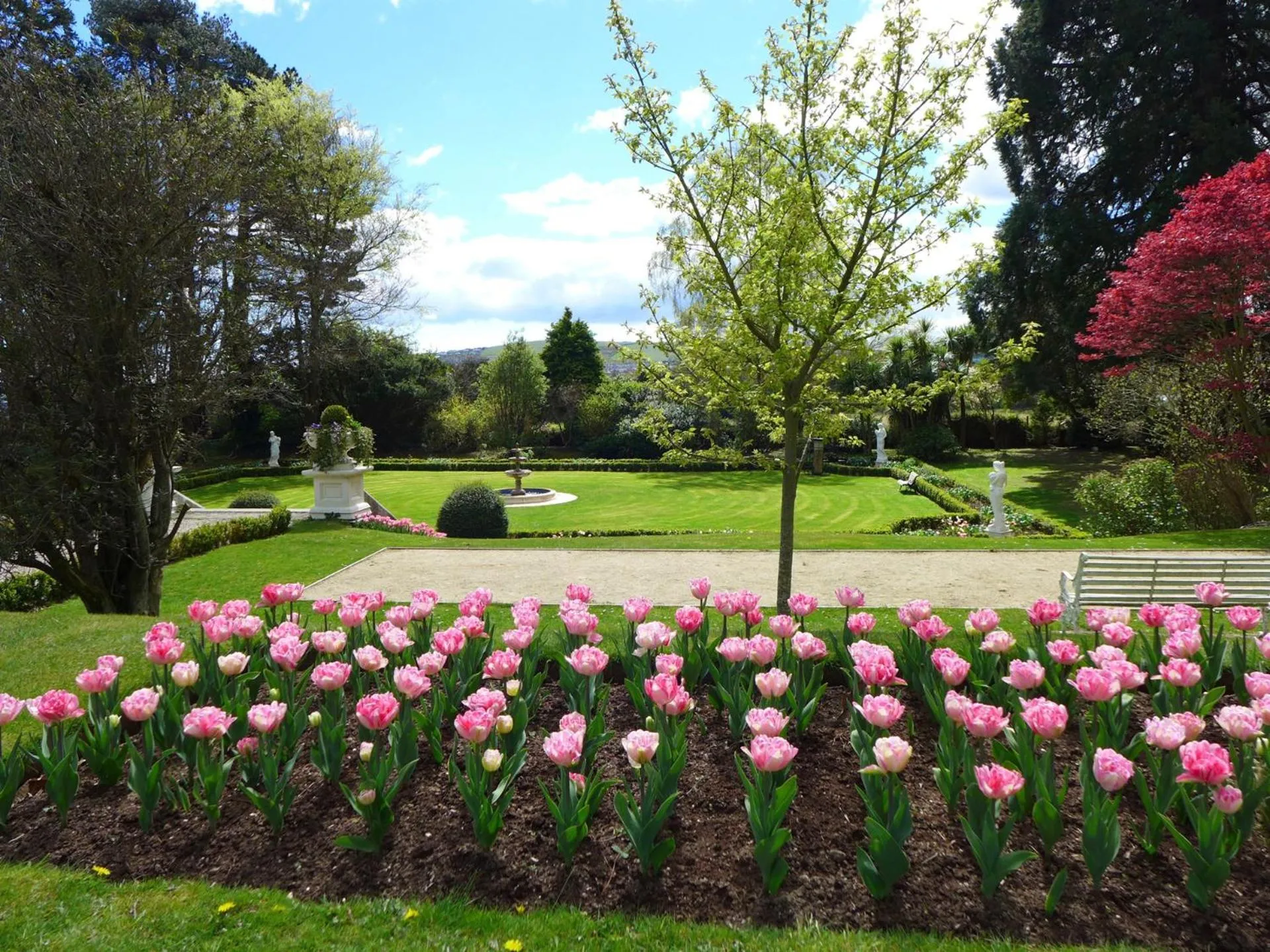 Garden in Tinakilly Country House Hotel