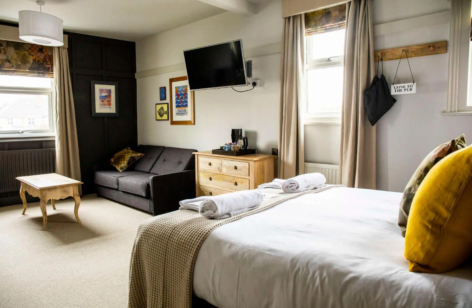 Bedroom, Bed in Dunstan House