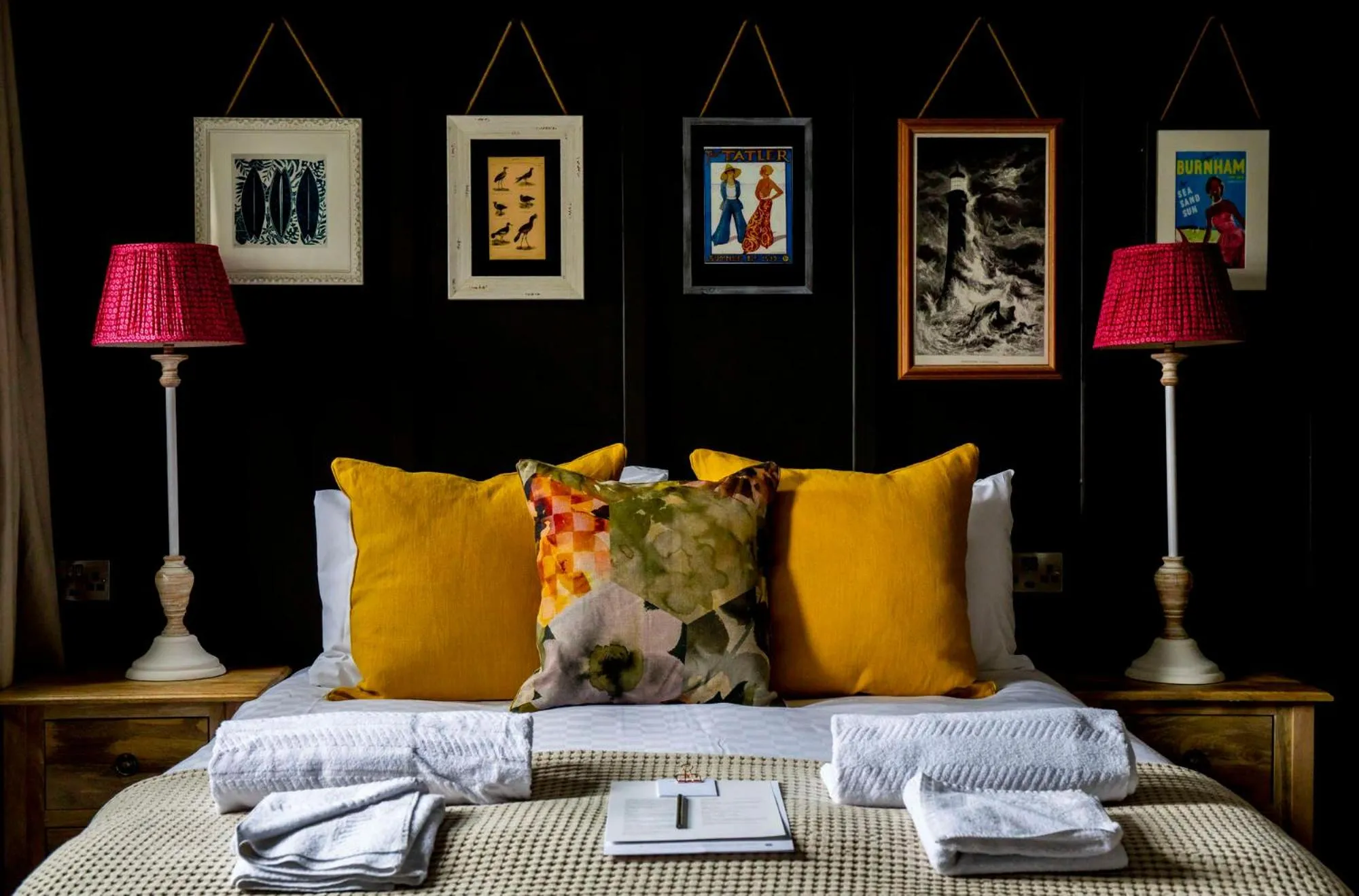 Bedroom, Bed in Dunstan House