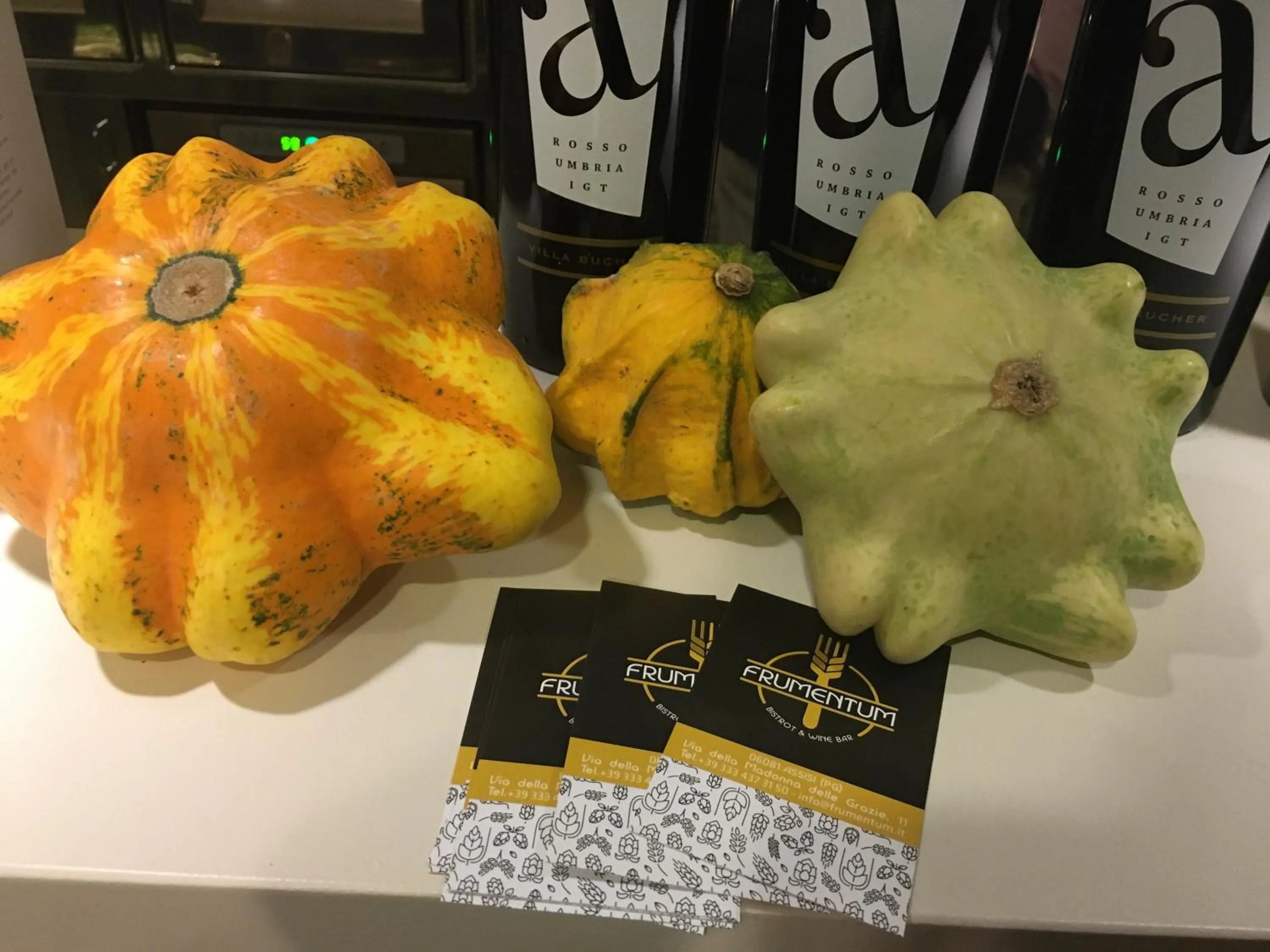 Restaurant/places to eat in Le Grazie Hotel