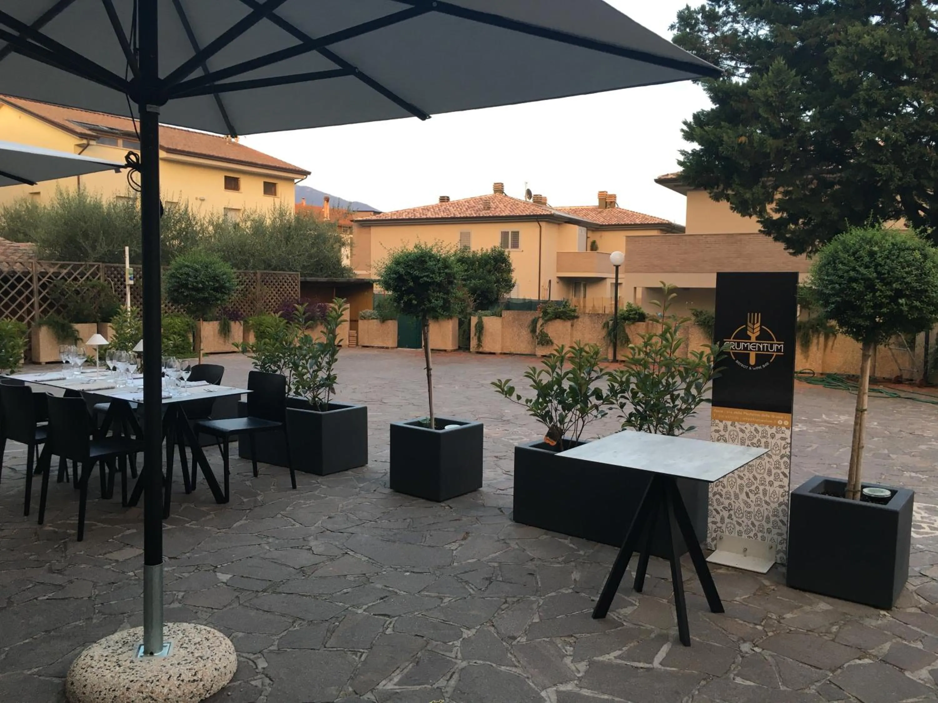 Patio in Le Grazie Hotel