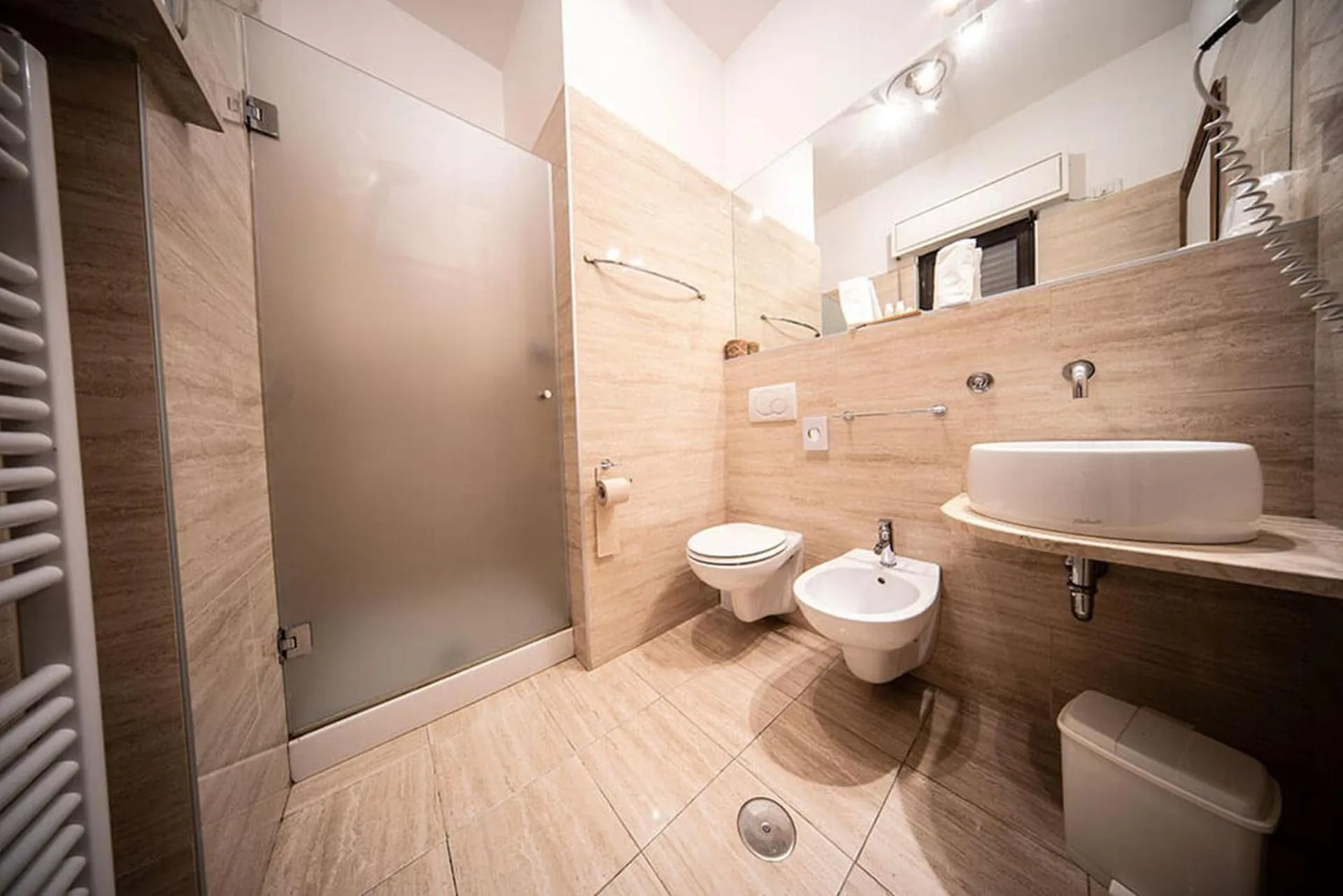 Bathroom in Le Grazie Hotel