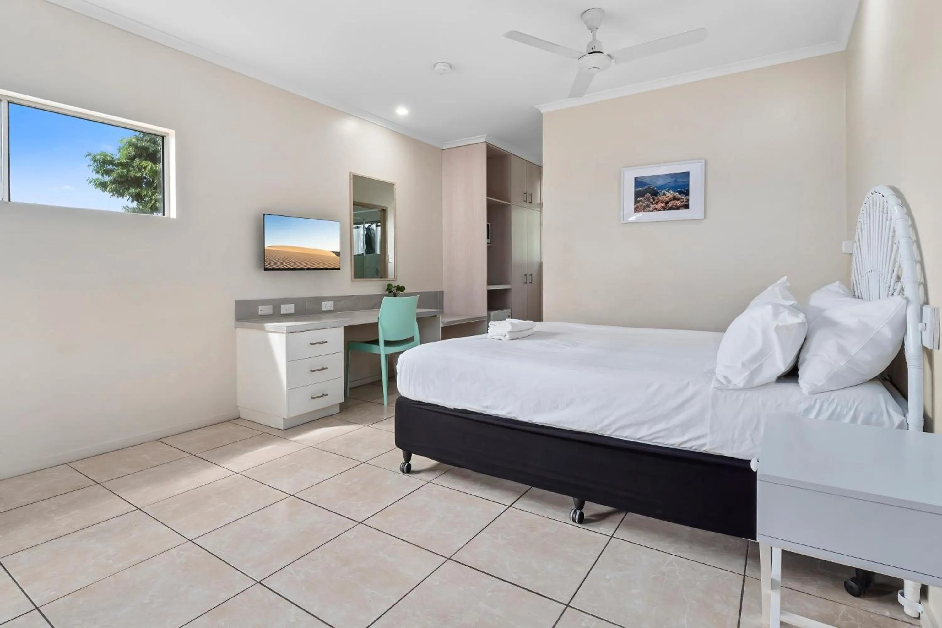 Photo of the whole room, Bed in Hotel Tropiq