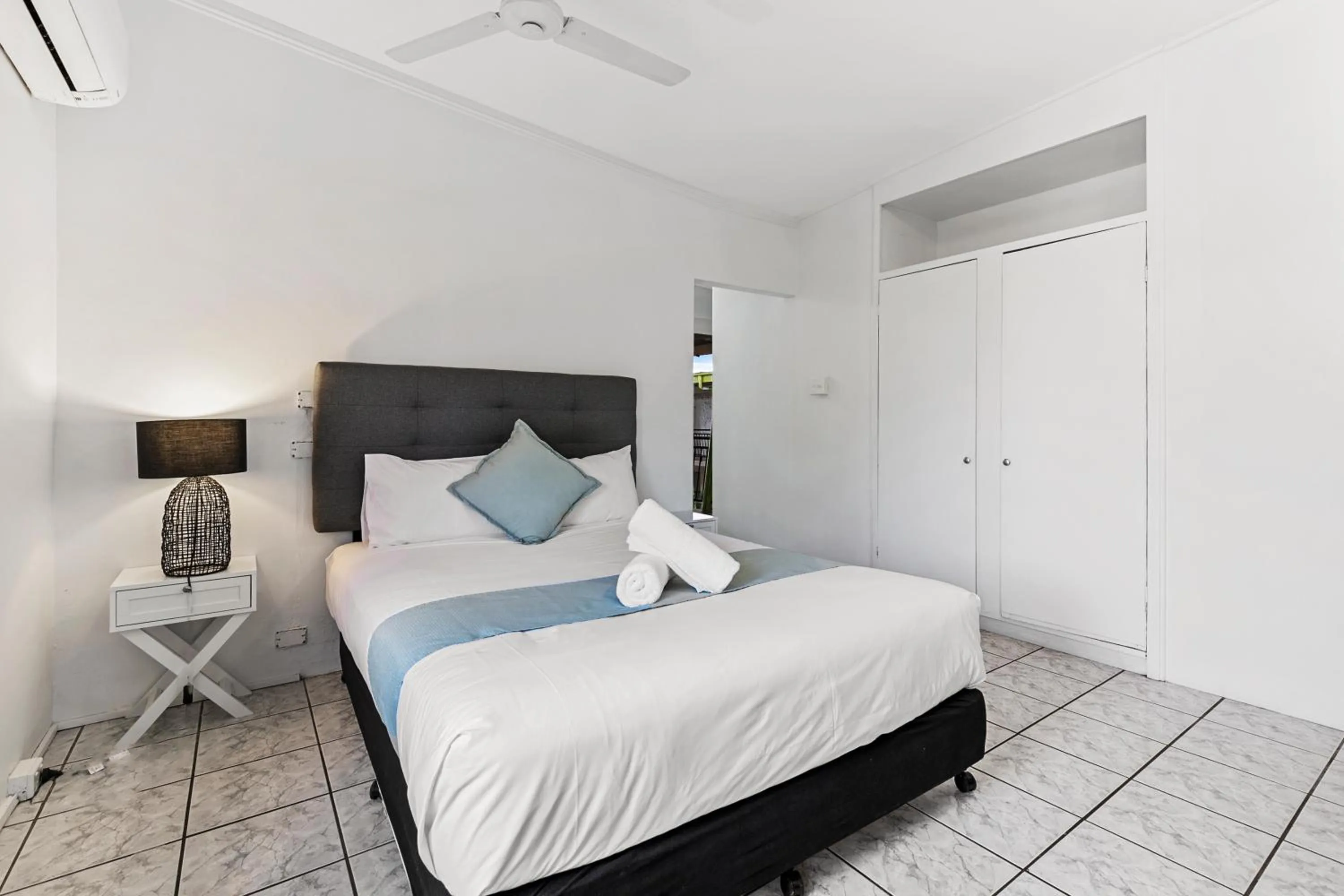 Bedroom, Bed in Hotel Tropiq