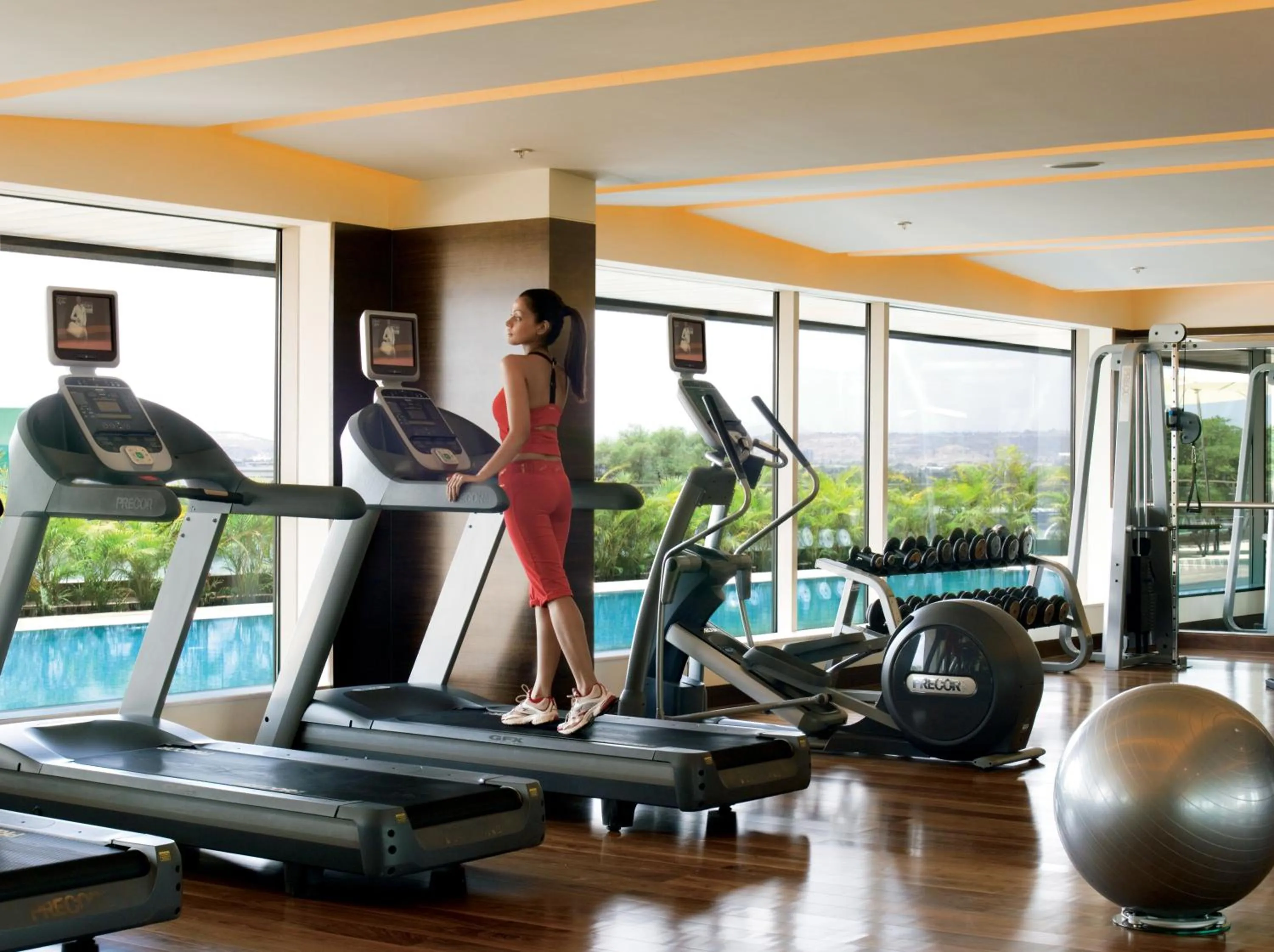Fitness centre/facilities in Courtyard by Marriott Pune Hinjewadi