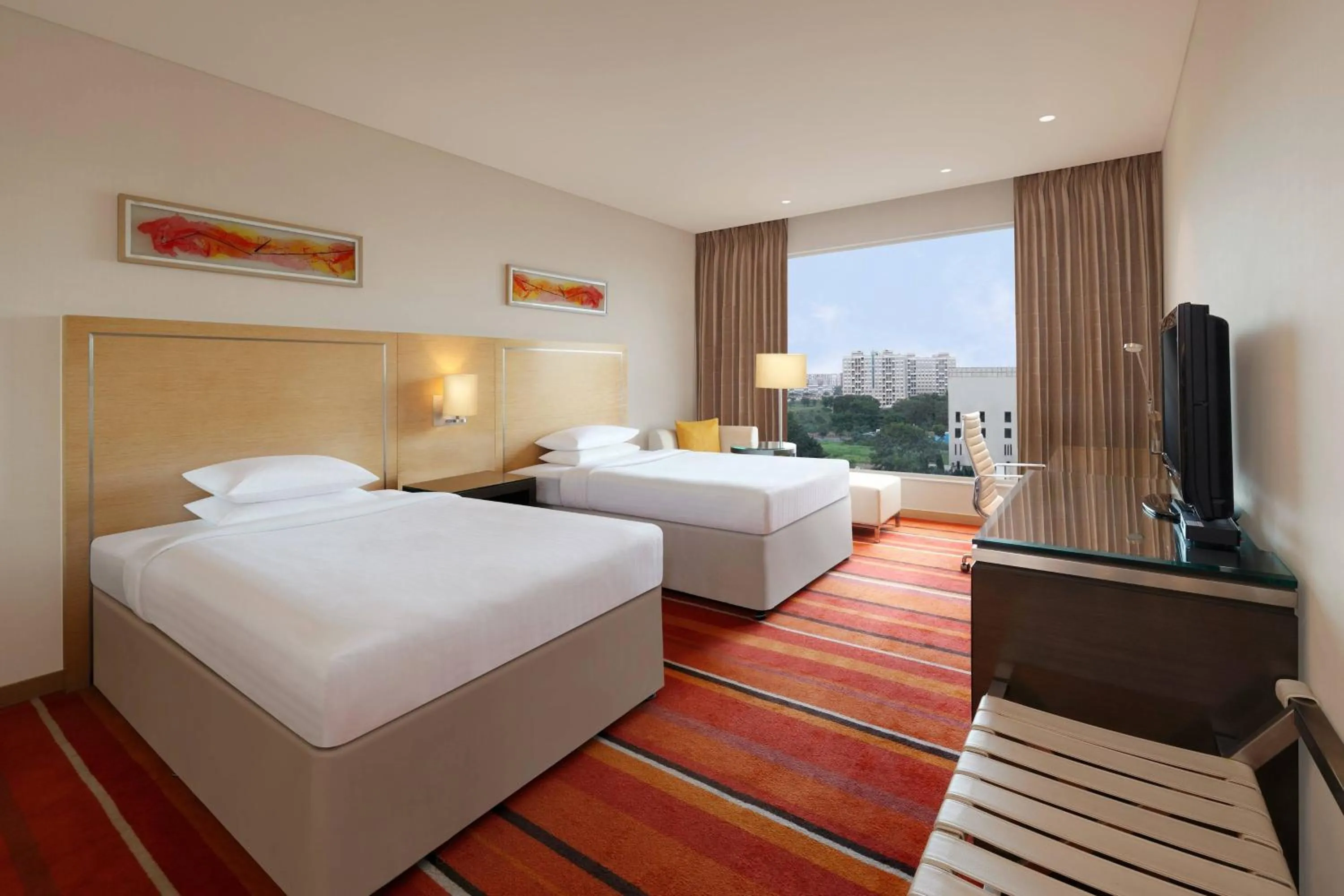 Photo of the whole room, Bed in Courtyard by Marriott Pune Hinjewadi
