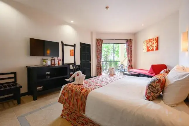 Bed in Horizon Karon Beach Resort & Spa Bed in Horizon Karon Beach Resort & Spa