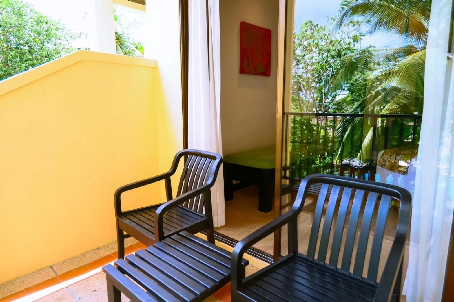 Horizon Karon Beach Resort & Spa