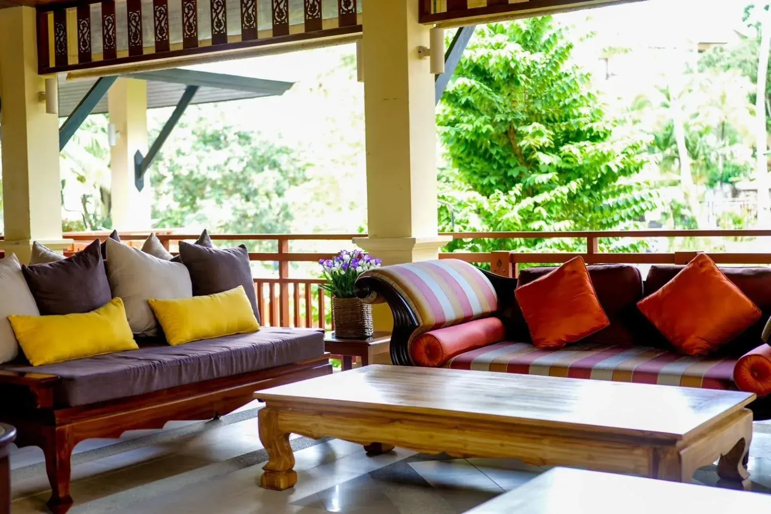 Lobby or reception in Horizon Karon Beach Resort & Spa Lobby or reception in Horizon Karon Beach Resort & Spa