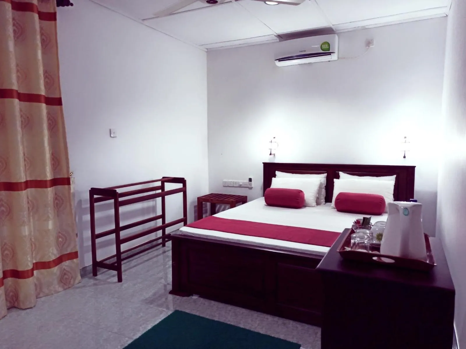 Deluxe Double Room in Sath Rest