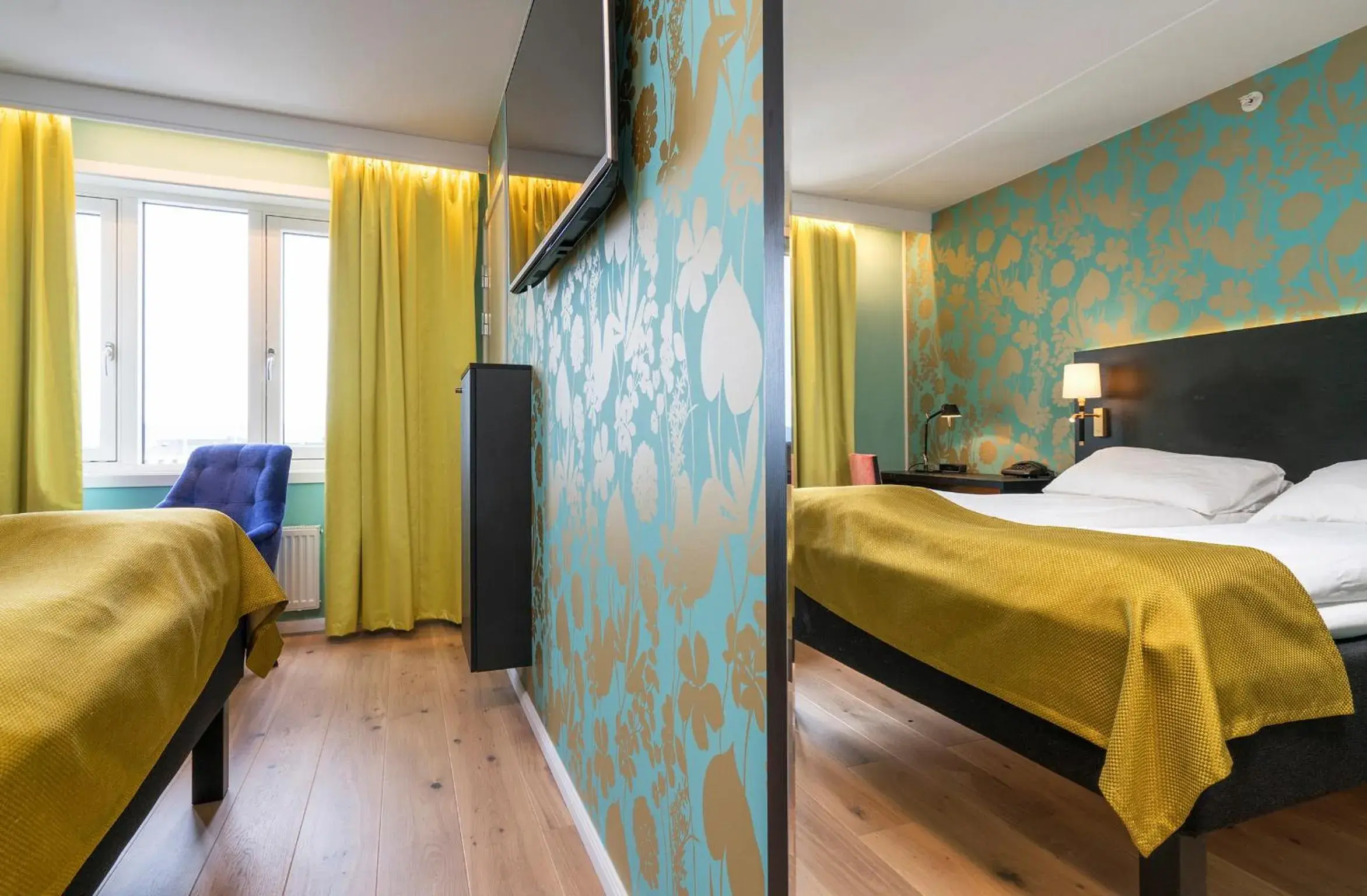 Seating area, Bed in Thon Hotel Nidaros Seating area, Bed in Thon Hotel Nidaros