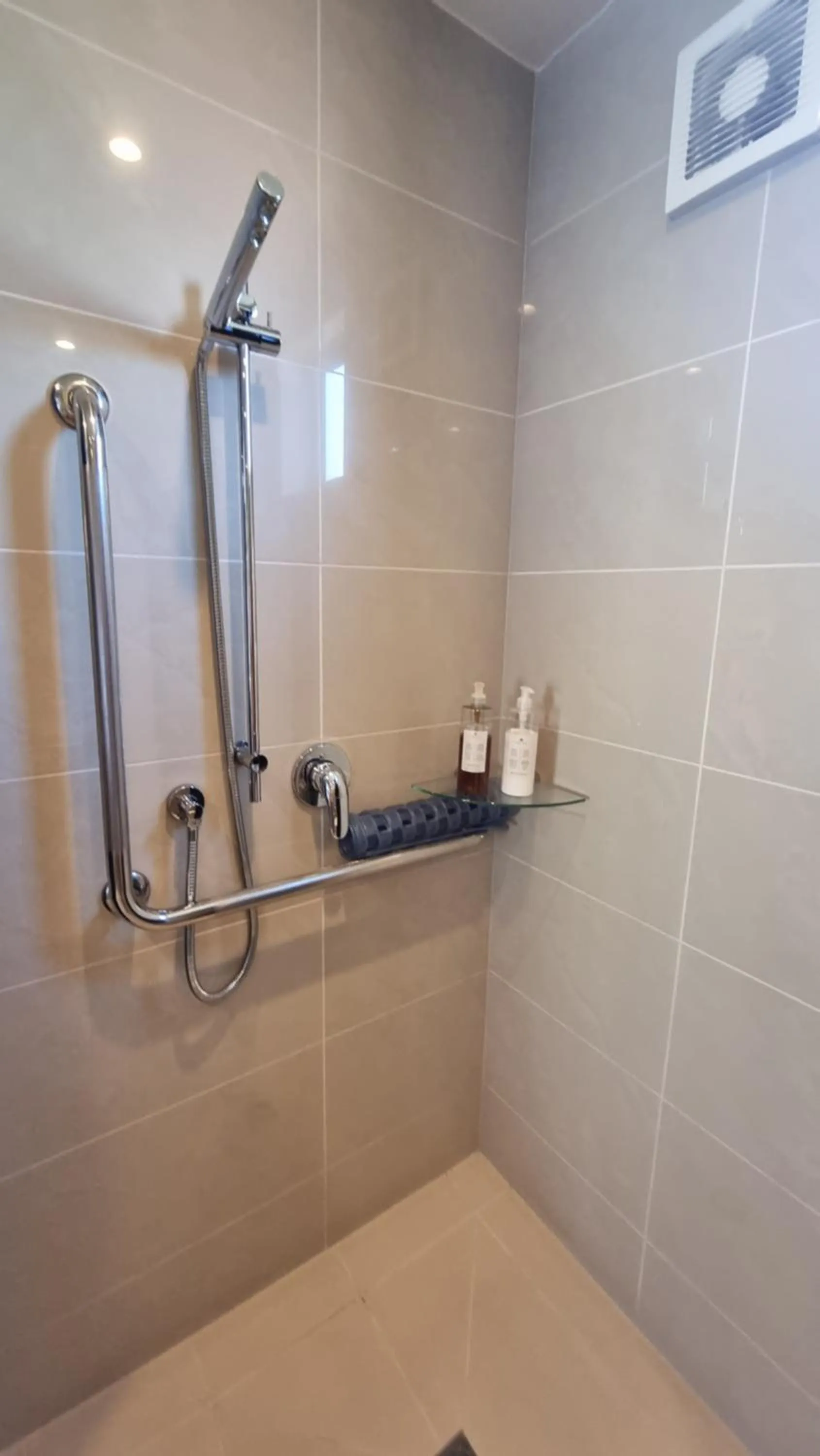 acessibility in THE MEWS Oamaru