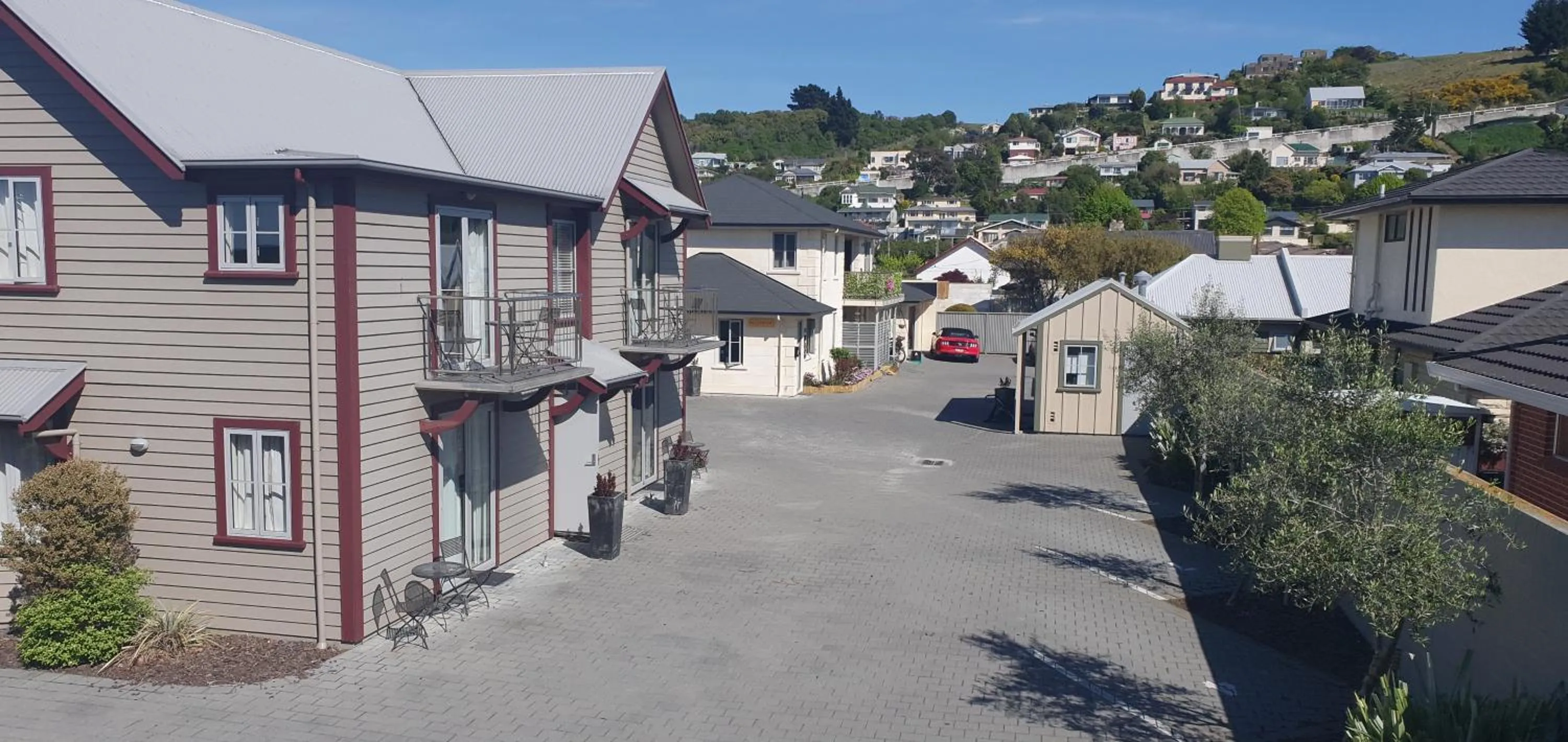 Property building in THE MEWS Oamaru
