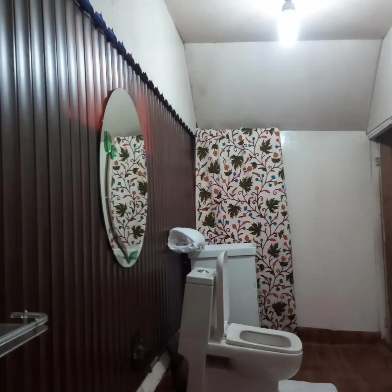 Bathroom in S Group Of Houseboat