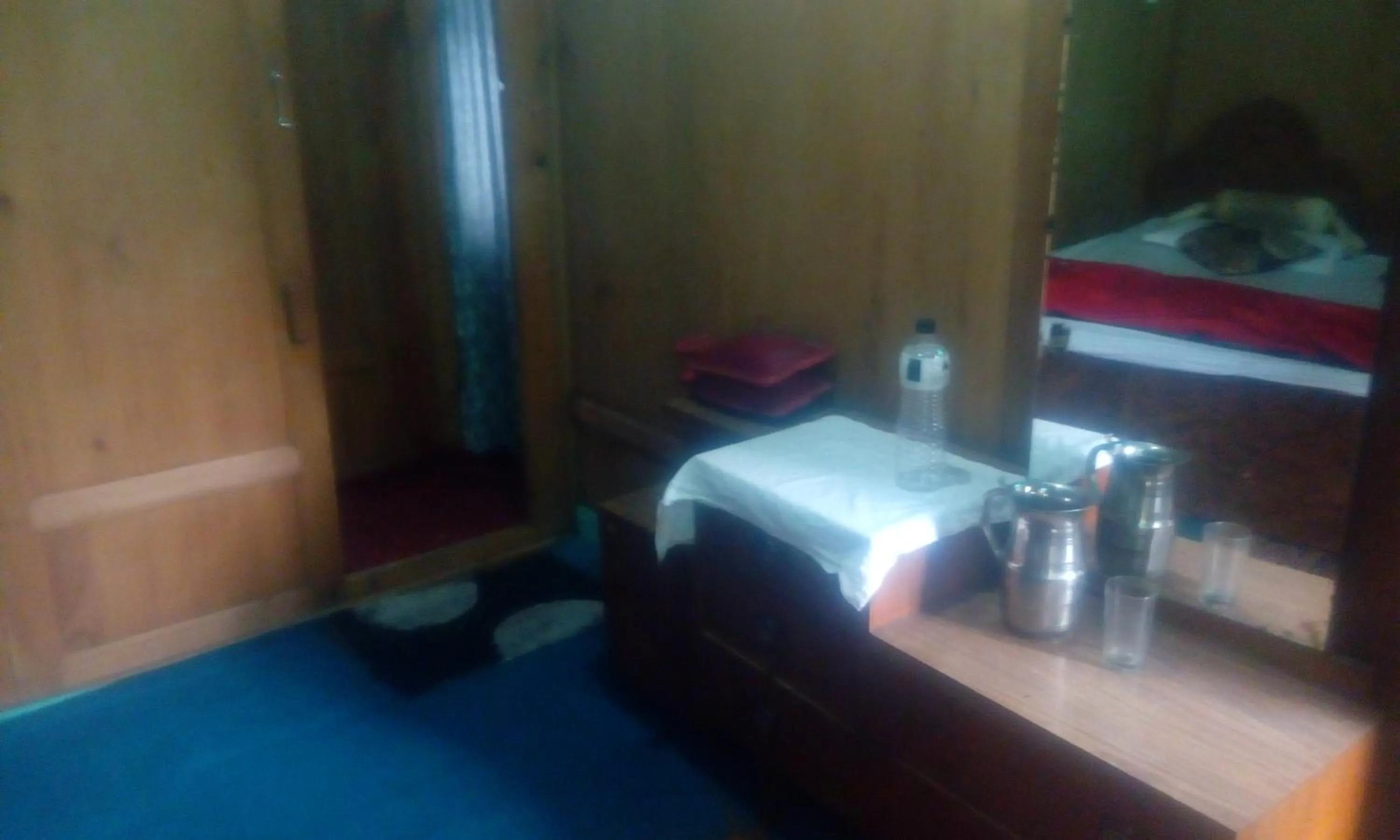 Bedroom, Bed in S Group Of Houseboat