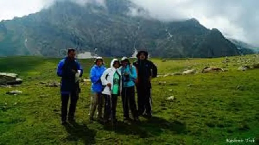 Activities in S Group Of Houseboat