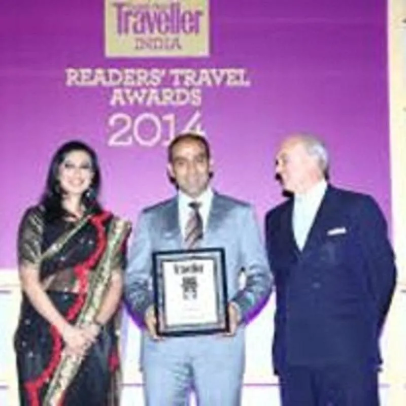 Certificate/Award in S Group Of Houseboat