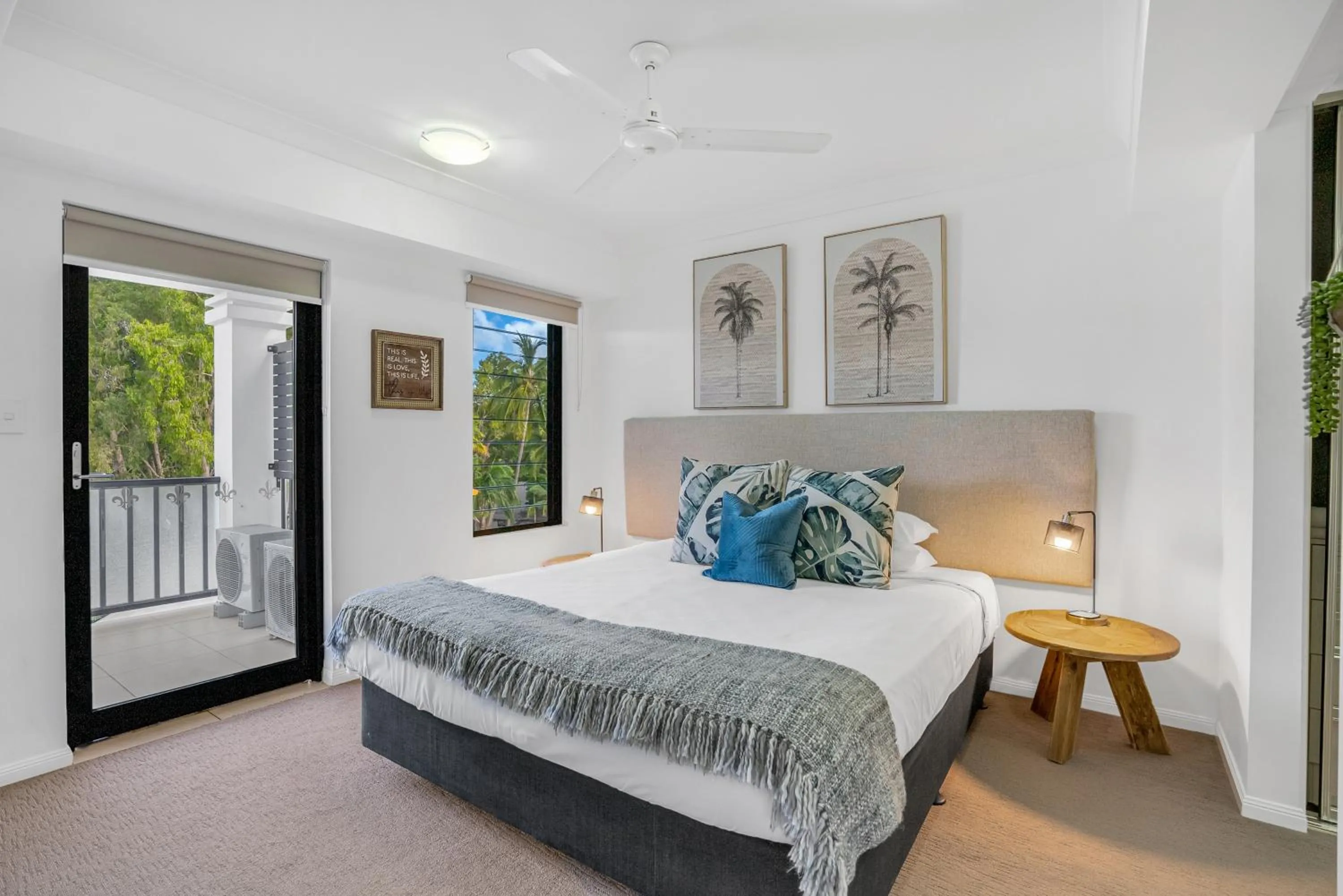 Bedroom, Bed in Elysium Apartments