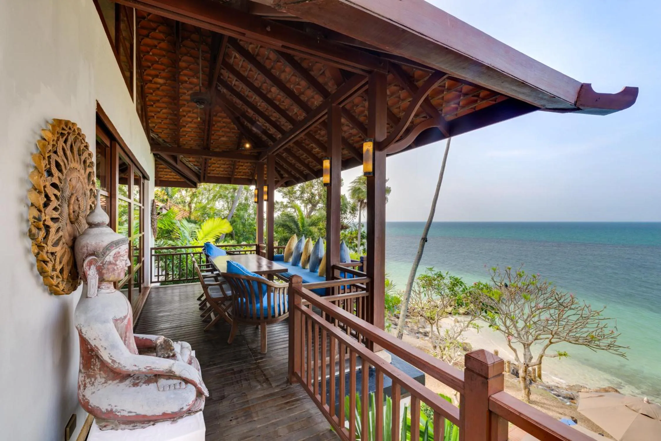 Patio in Napasai Samui