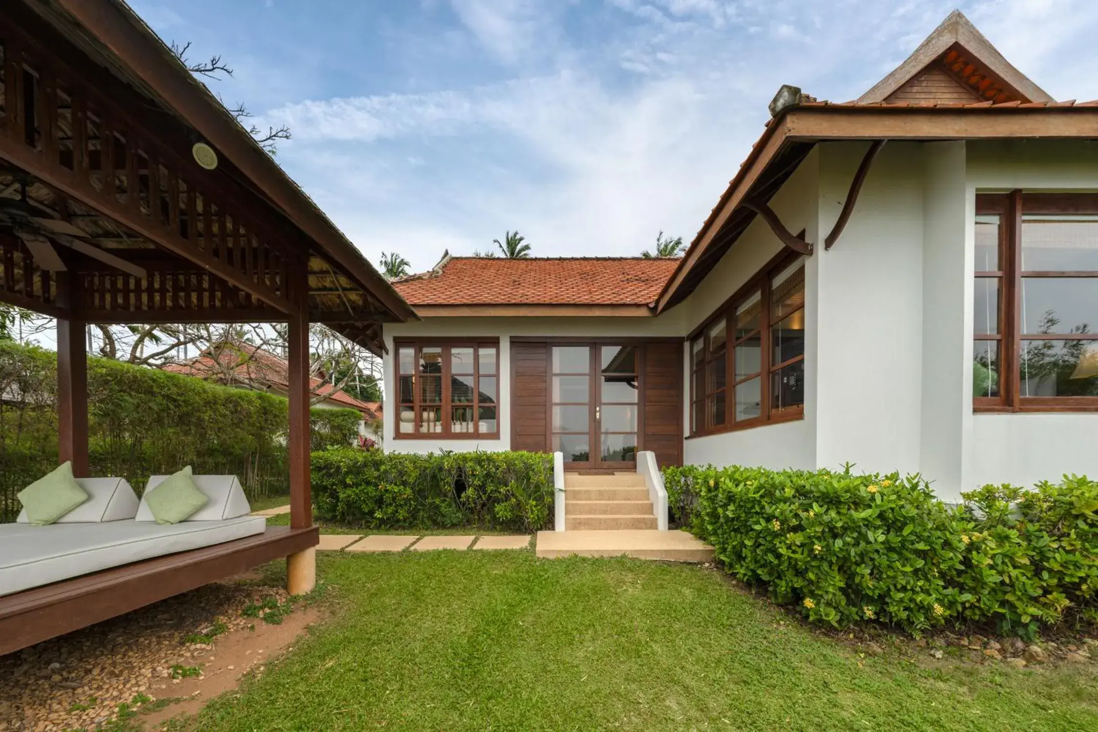 One Bedroom Beachfront Villa in Napasai Samui One Bedroom Beachfront Villa in Napasai Samui