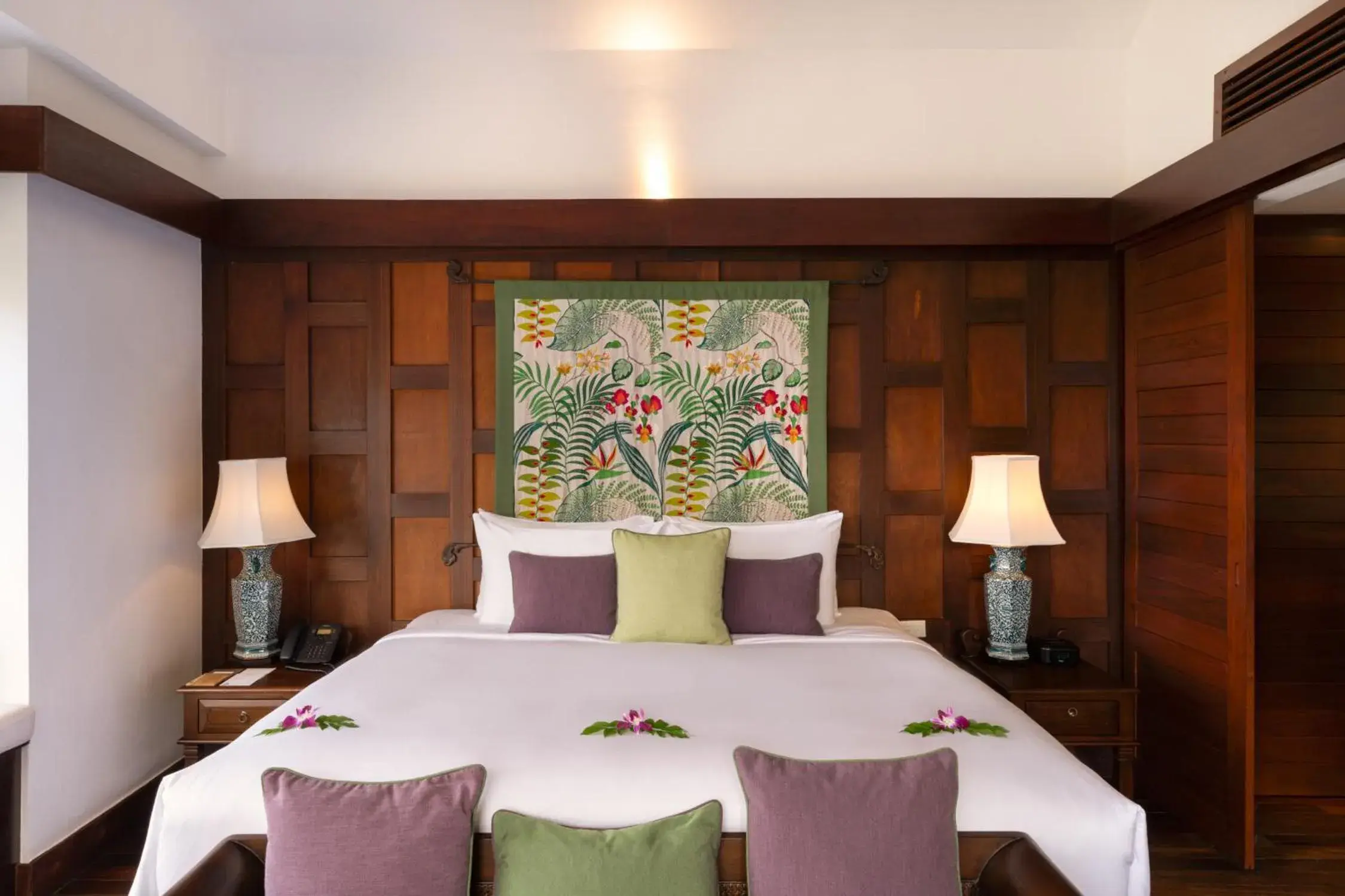 Bedroom, Bed in Napasai Samui Bedroom, Bed in Napasai Samui