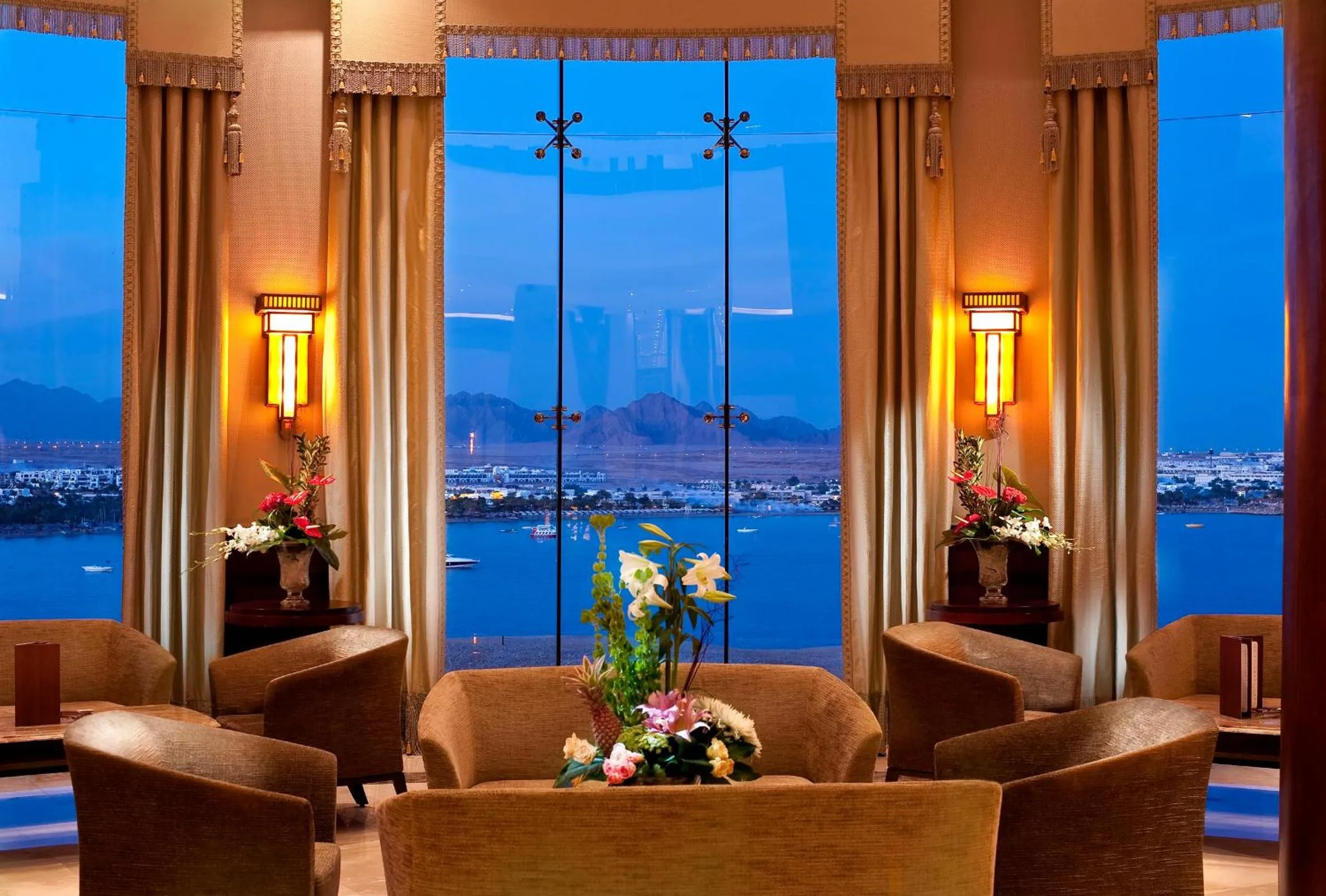 Lounge or bar in Stella Di Mare Beach Hotel & Spa