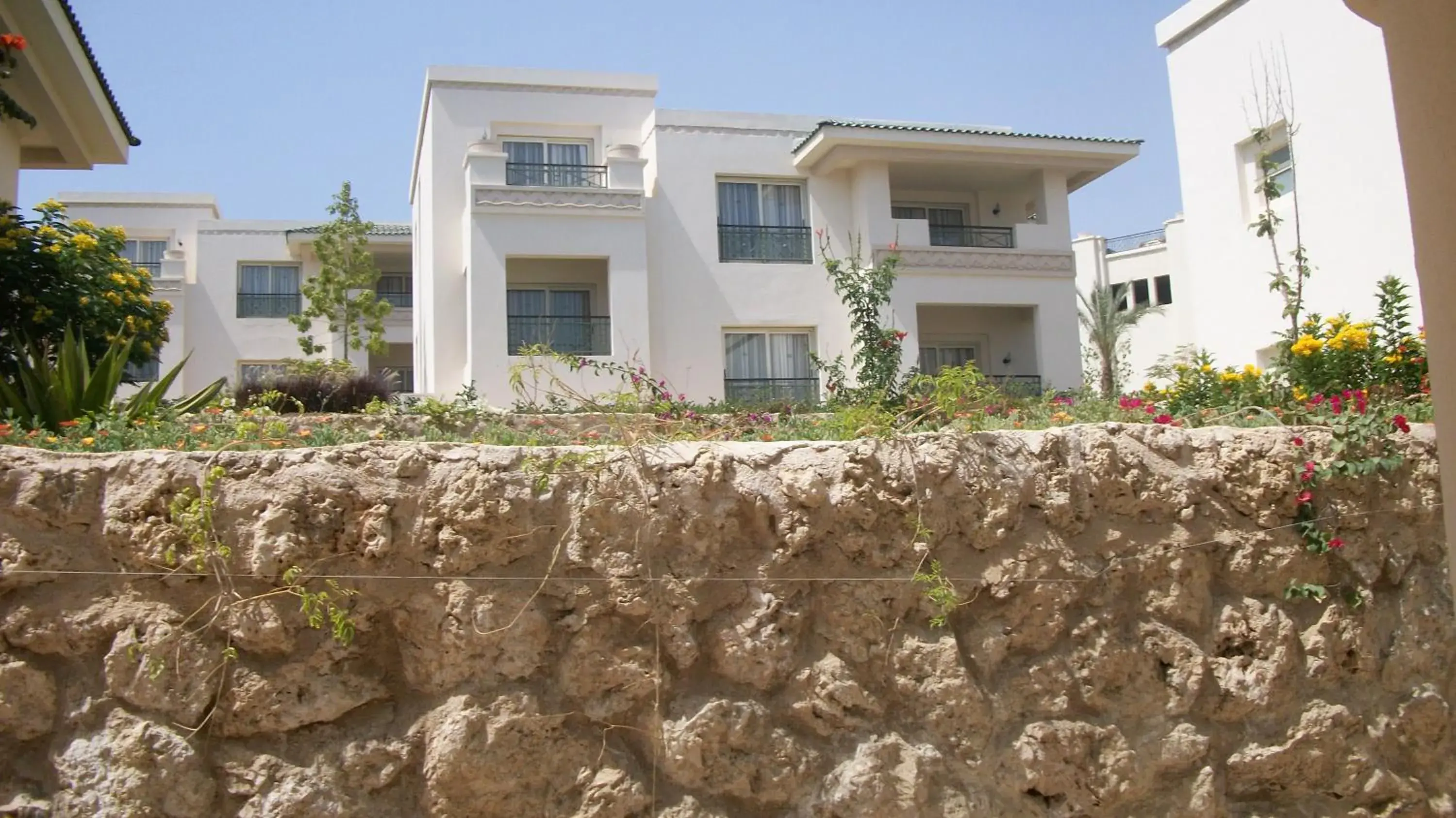 Luxury Triple Room in Stella Di Mare Beach Hotel & Spa Luxury Triple Room in Stella Di Mare Beach Hotel & Spa