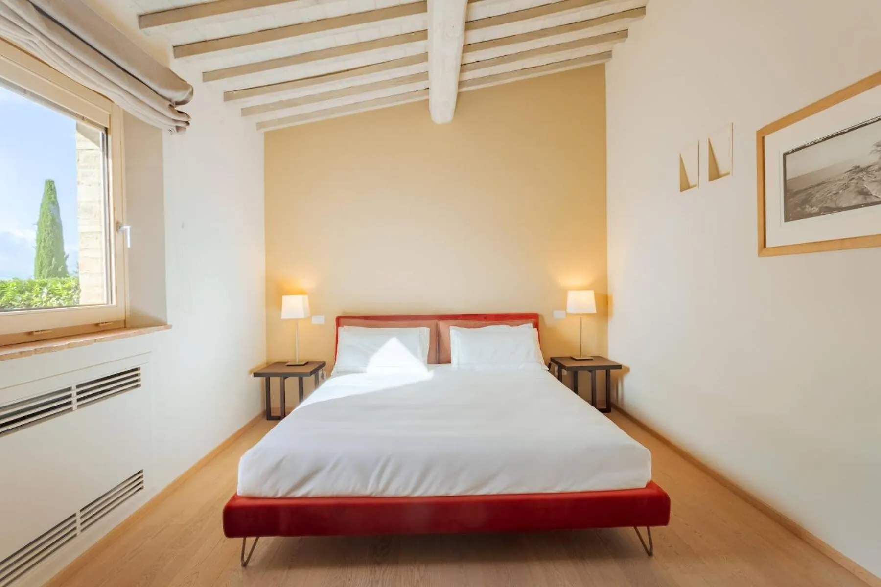 Bed in Mastrojanni Relais