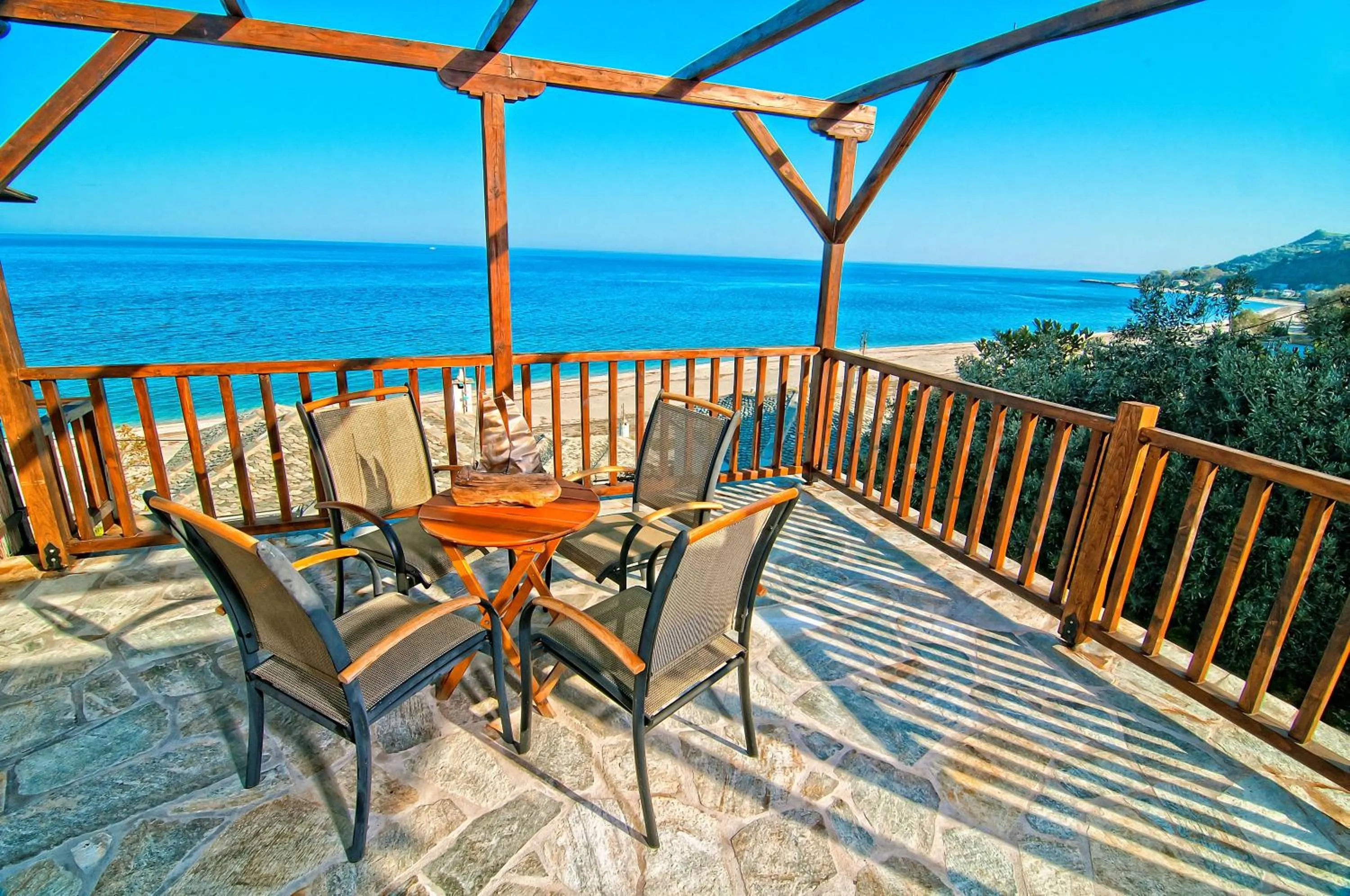 Day in Flamingo Hotel Pelion - Seaside Superior Studios & Suites