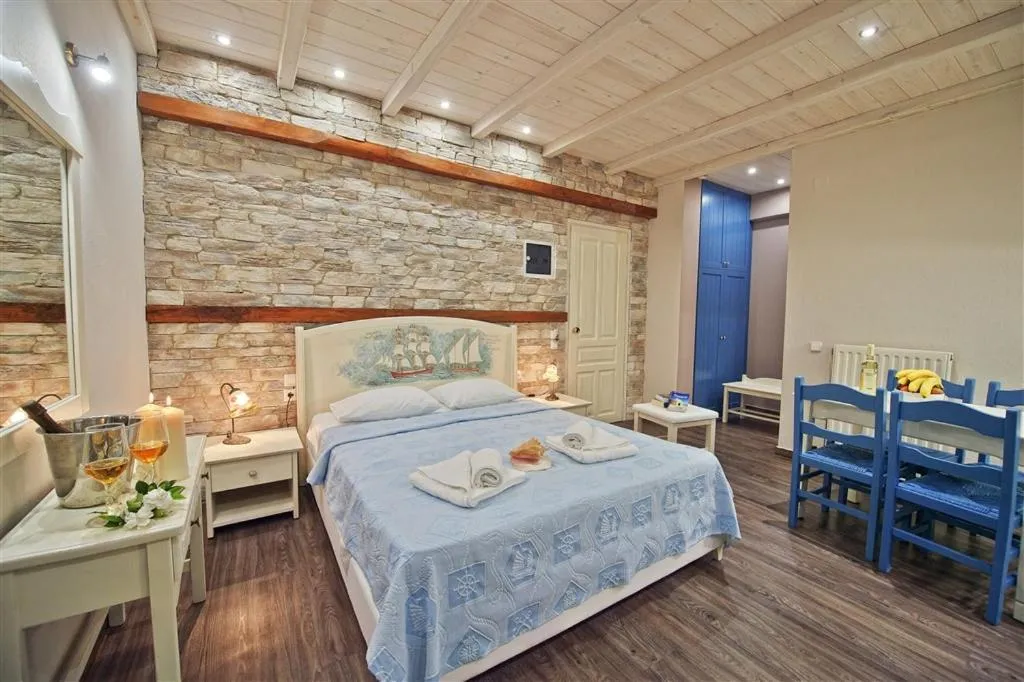 Bed in Flamingo Hotel Pelion - Seaside Superior Studios & Suites