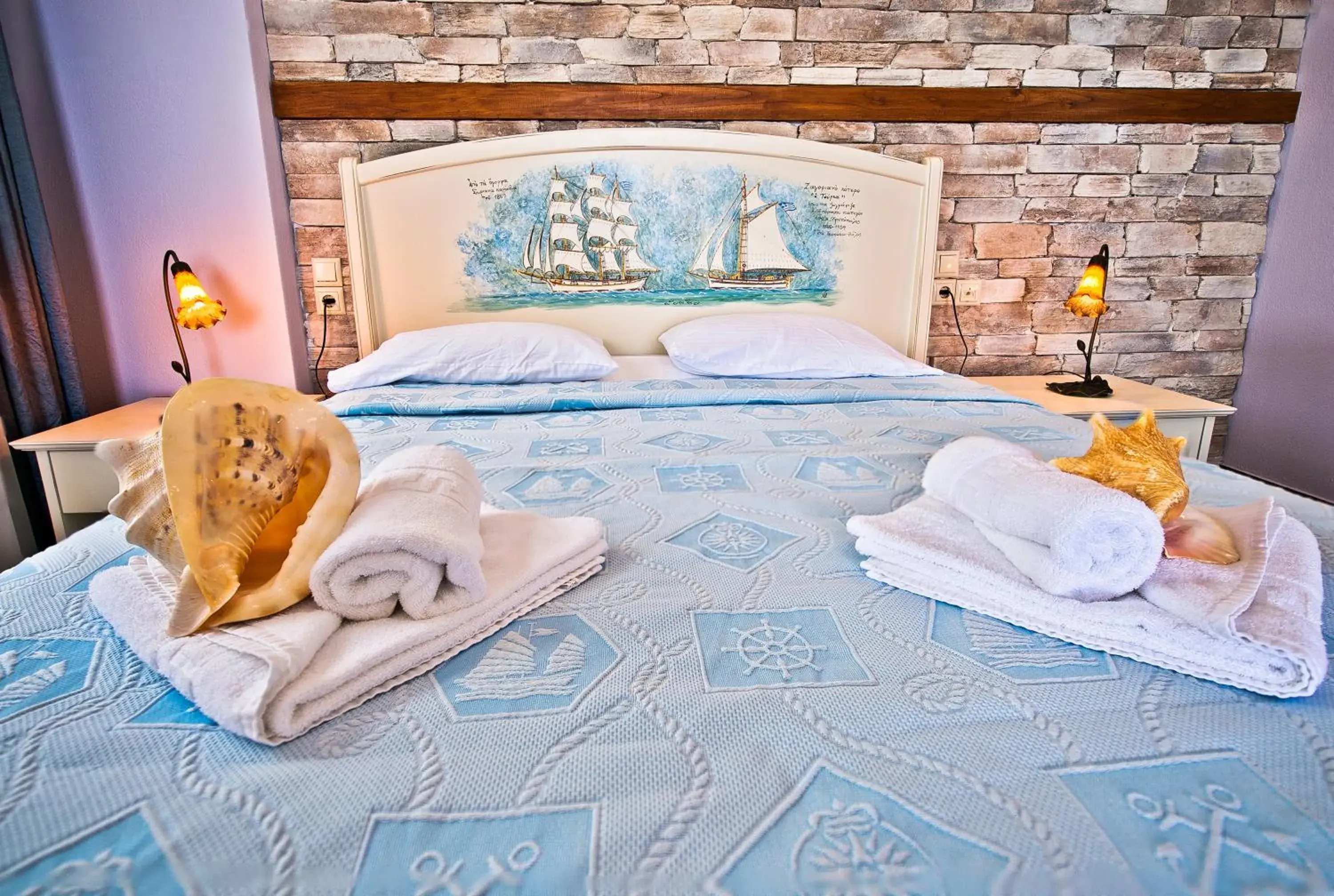 Bed in Flamingo Hotel Pelion - Seaside Superior Studios & Suites Bed in Flamingo Hotel Pelion - Seaside Superior Studios & Suites