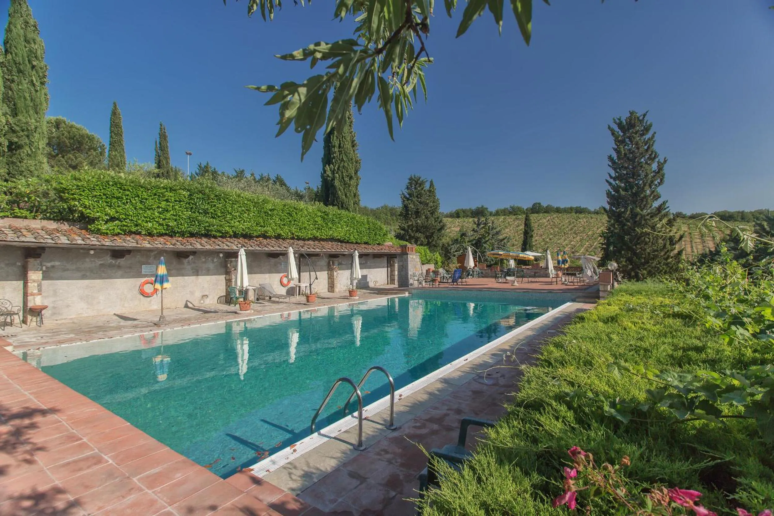 Swimming pool in Relais Santa Cristina