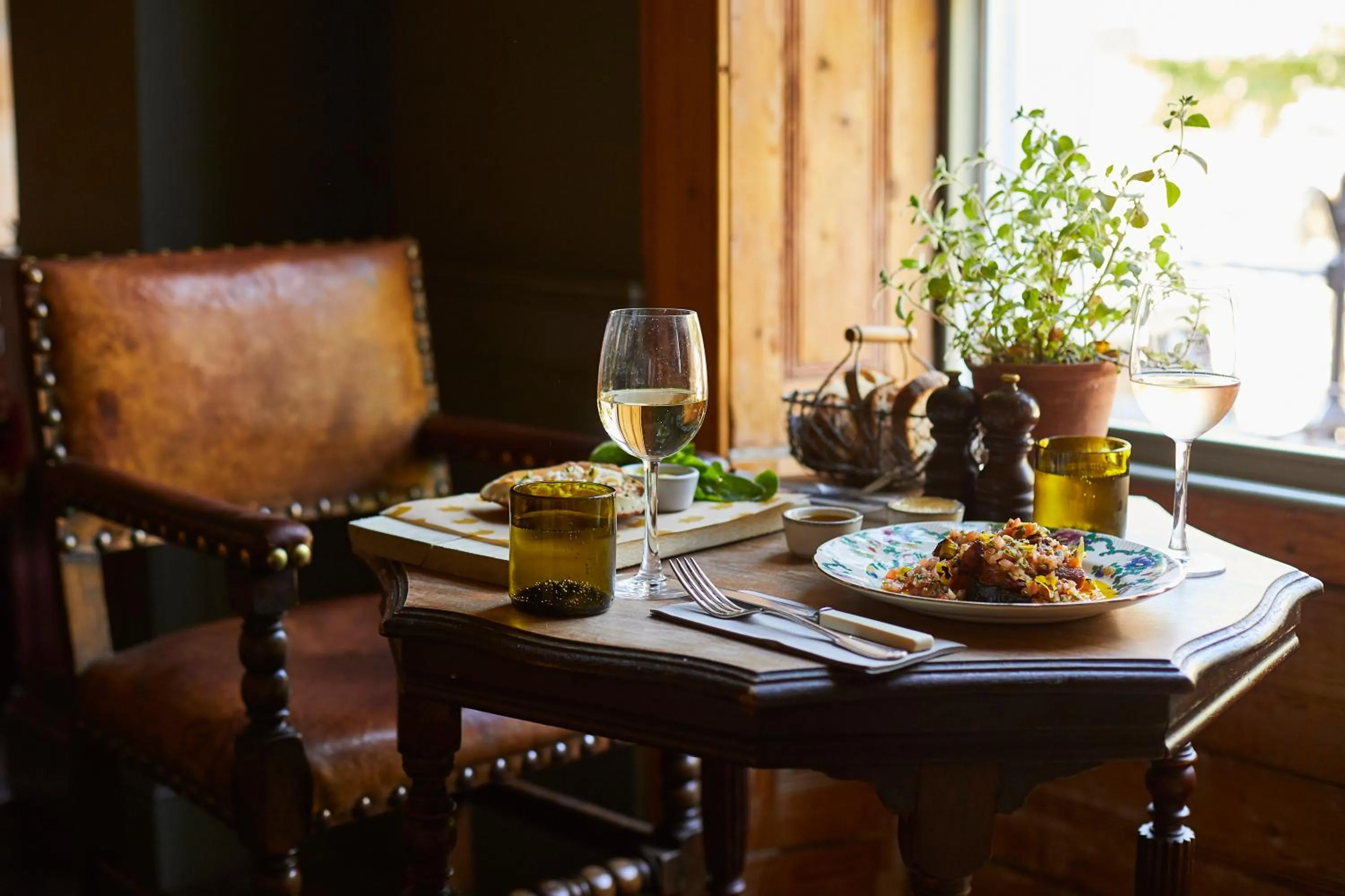 Food and drinks in THE PIG in the Wall - Southampton