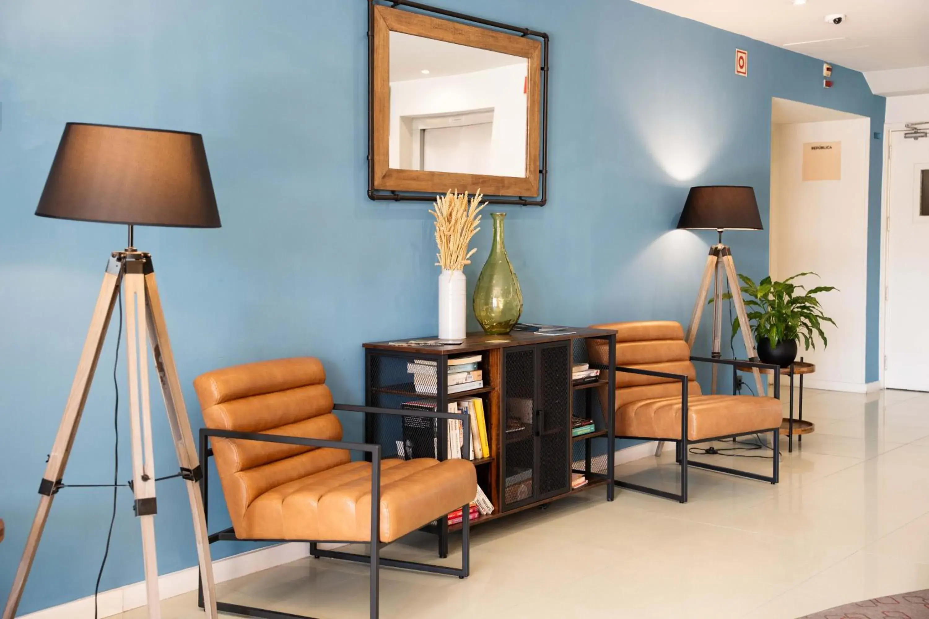 Property building in Hotel Ibis Coimbra Centro Property building in Hotel Ibis Coimbra Centro