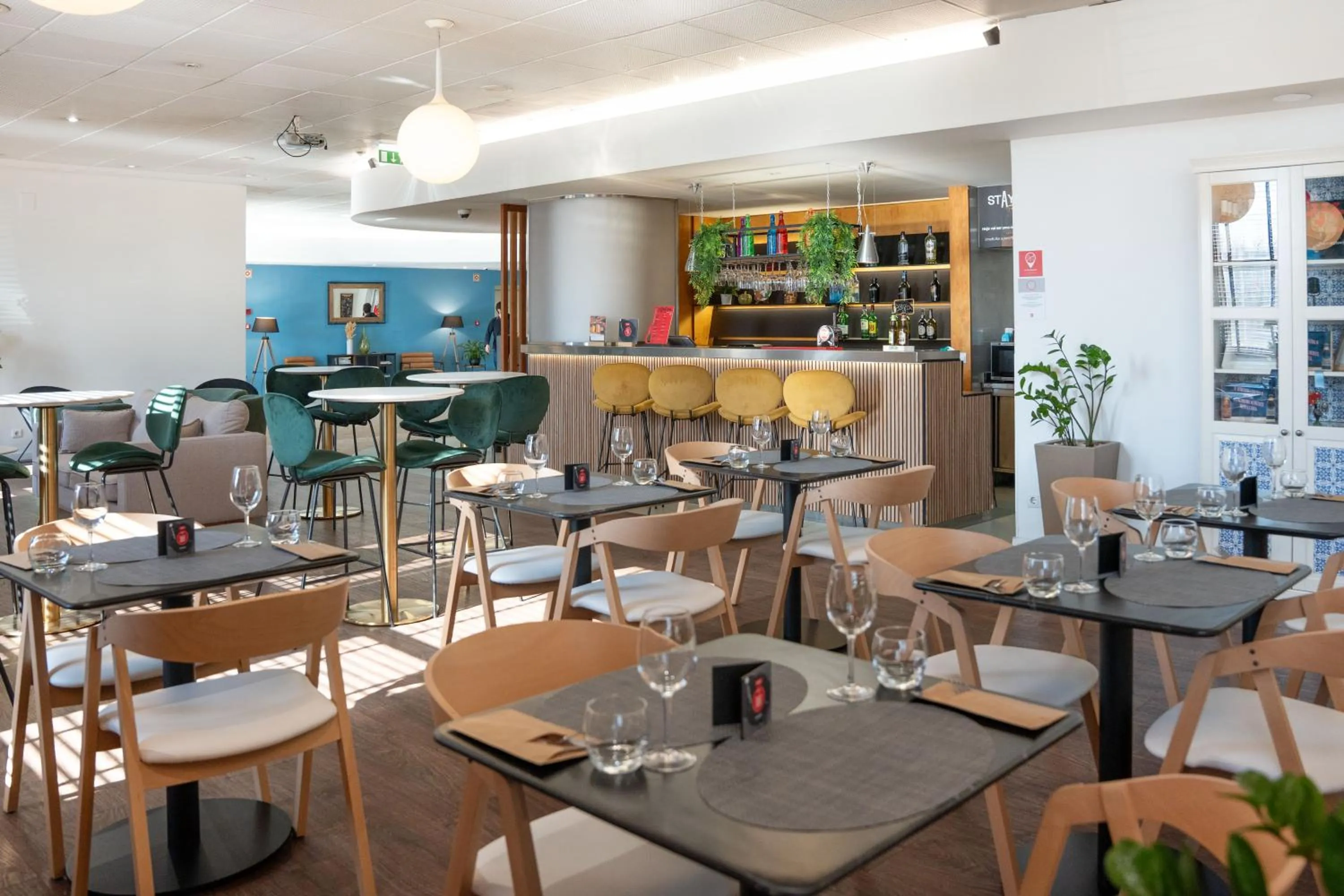 Restaurant/places to eat in Hotel Ibis Coimbra Centro