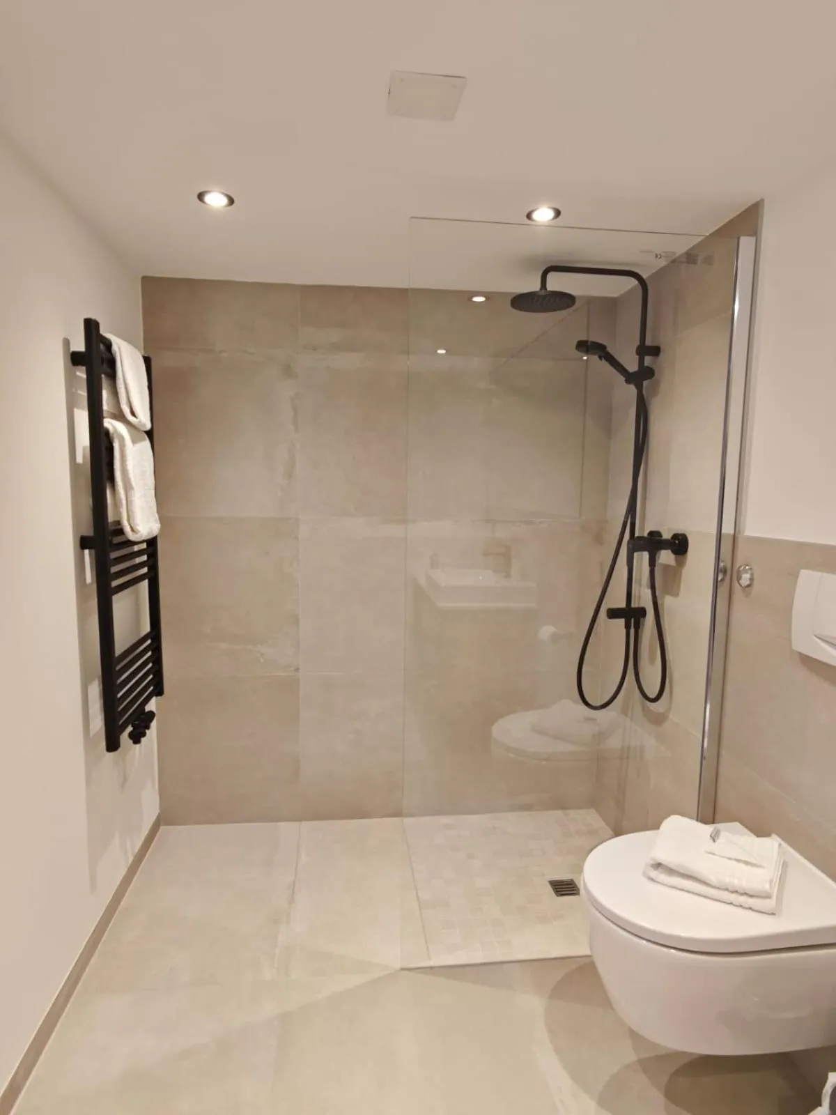 Bathroom in Gasthof zur Waag