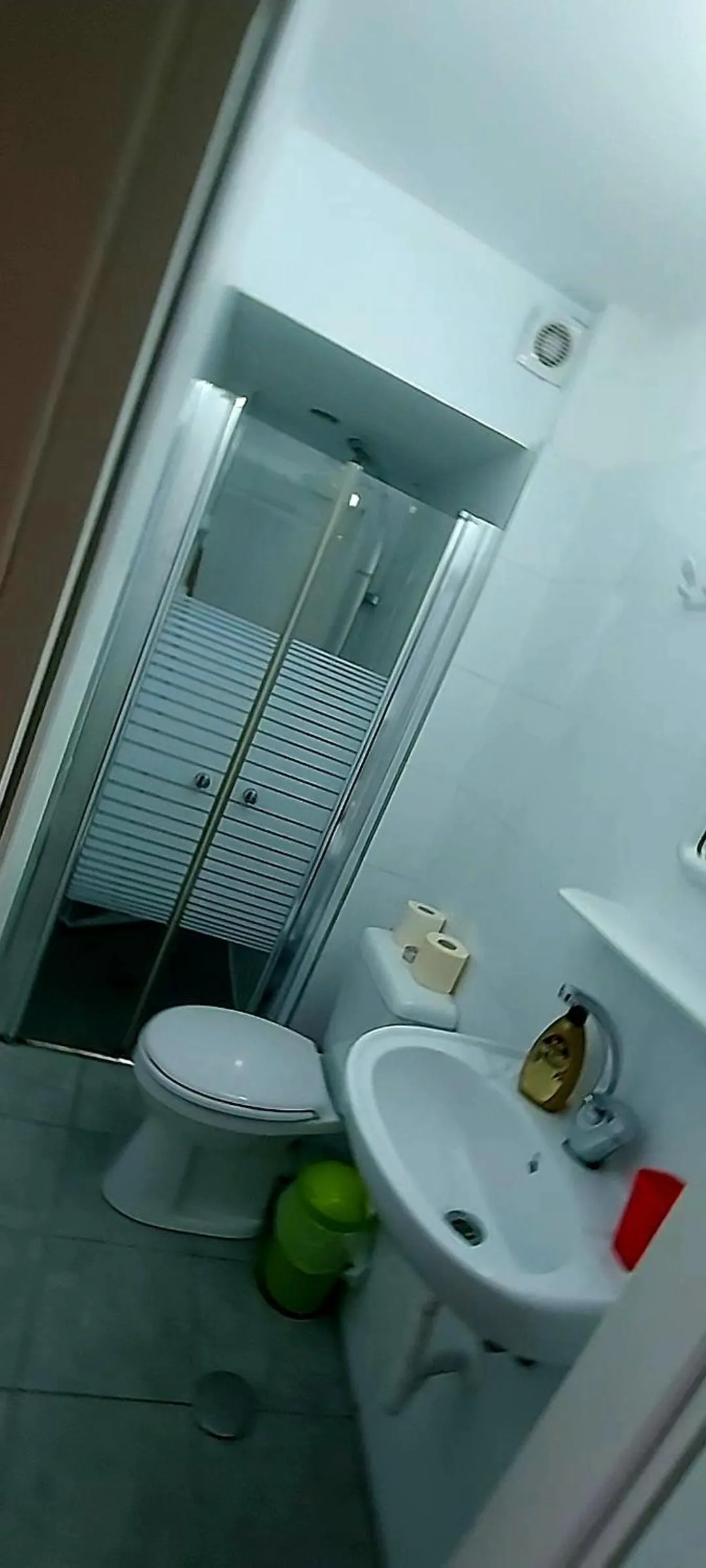 Shower in Beachfront Studio Apartment Bat Yam 412