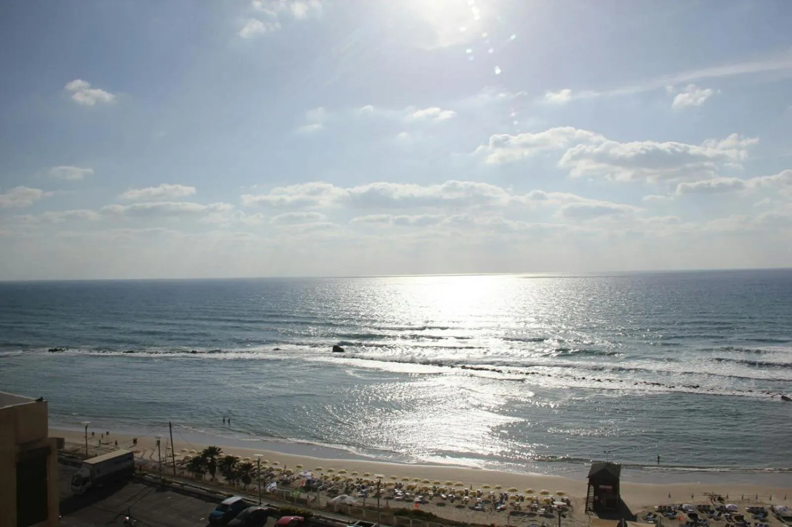 Facade/entrance in Beachfront Studio Apartment Bat Yam 412