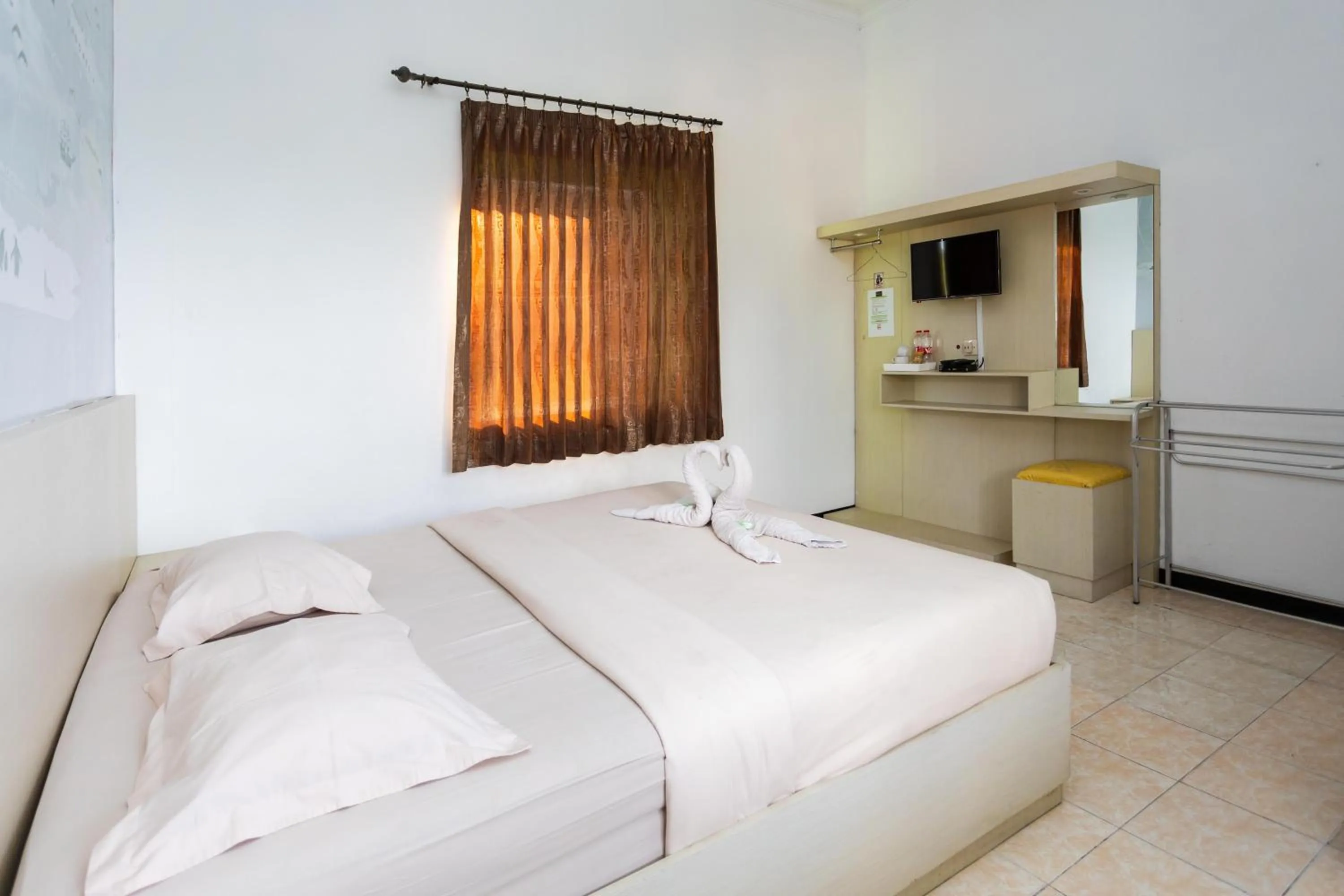 Bed in Villa Panderman Indah