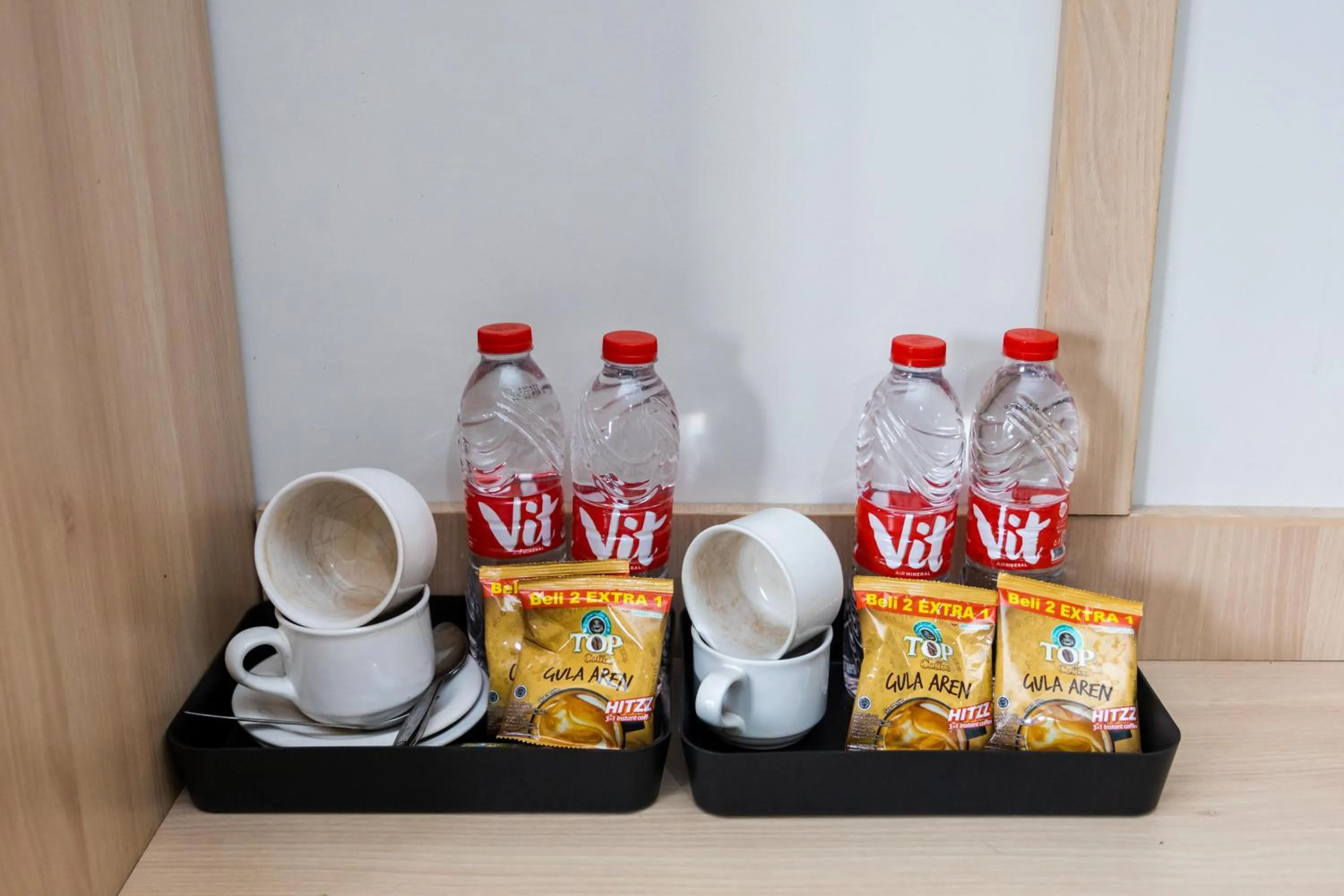 Coffee/tea facilities in Villa Panderman Indah