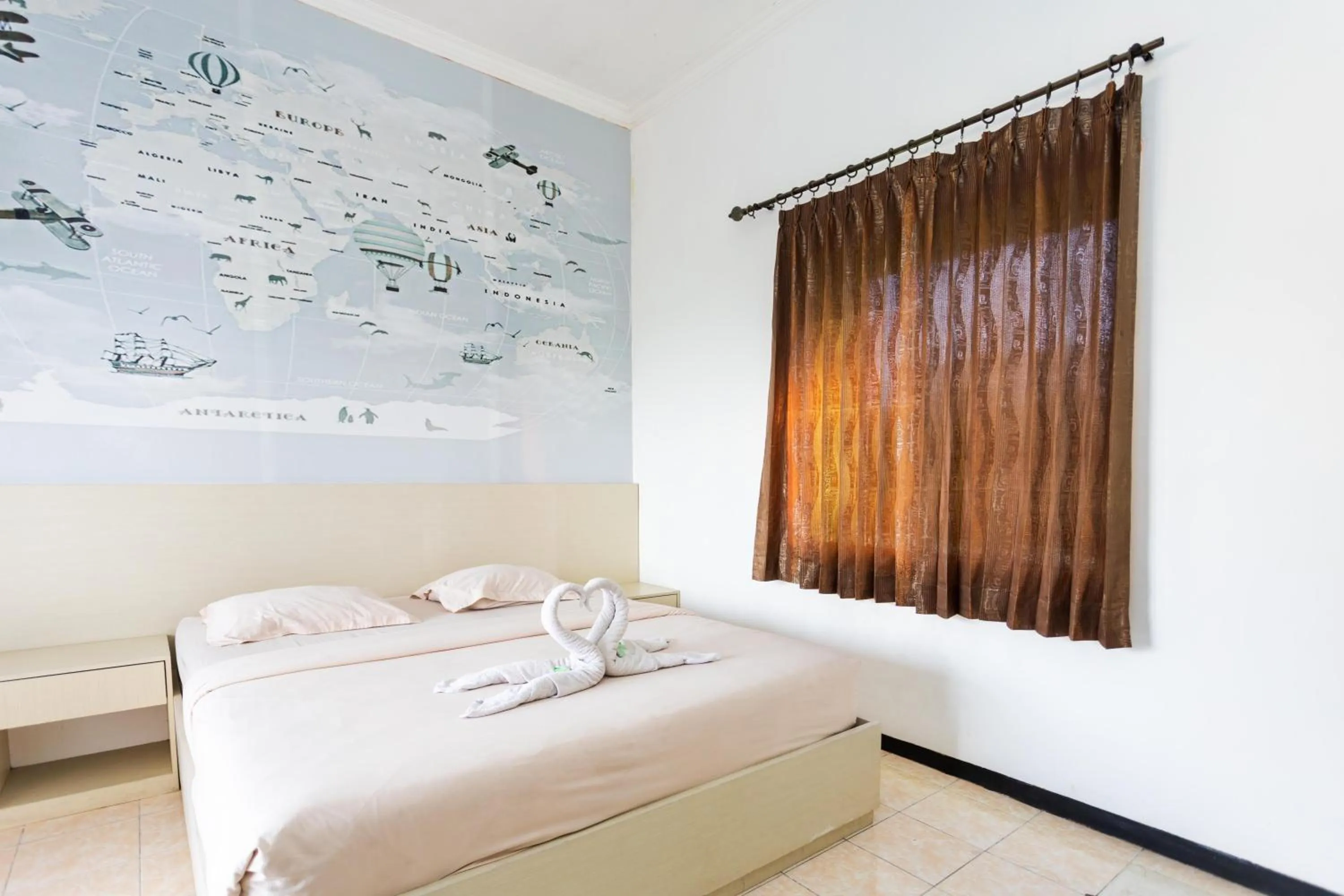 Bed in Villa Panderman Indah