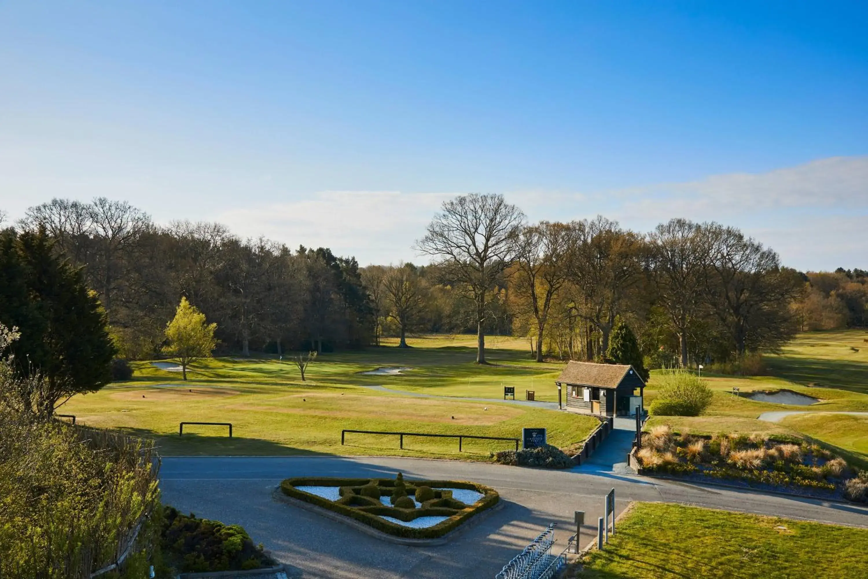 1 Bedroom Junior Suite, 1 King, Racecourse/Golf view in Lingfield Park Marriott Hotel & Country Club 1 Bedroom Junior Suite, 1 King, Racecourse/Golf view in Lingfield Park Marriott Hotel & Country Club