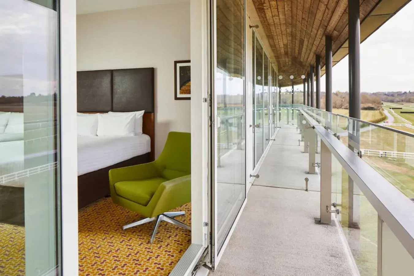 Superior, Guest room, 1 King, Balcony in Lingfield Park Marriott Hotel & Country Club Superior, Guest room, 1 King, Balcony in Lingfield Park Marriott Hotel & Country Club