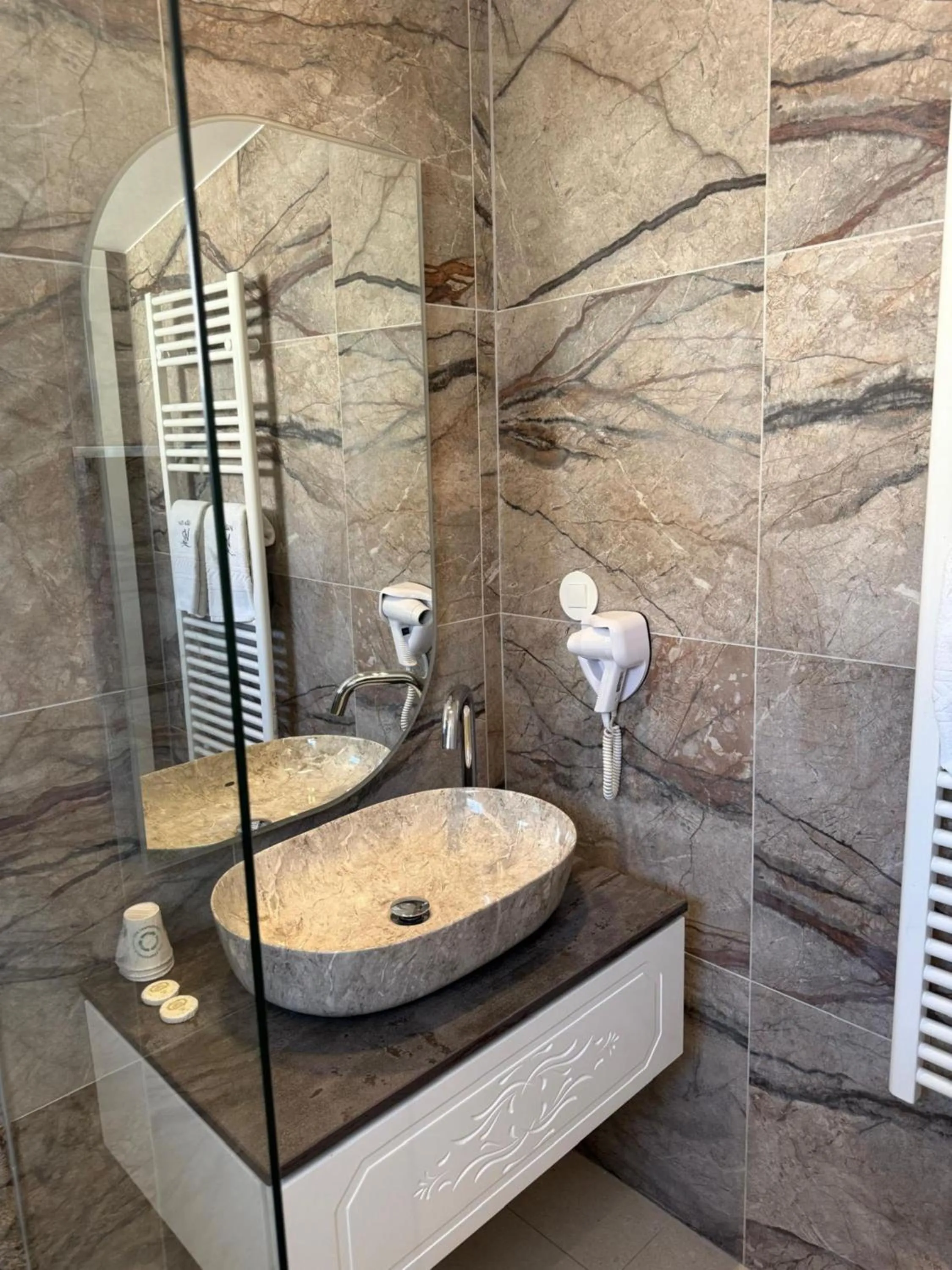 Bathroom in Villa Rio Guest House Suites