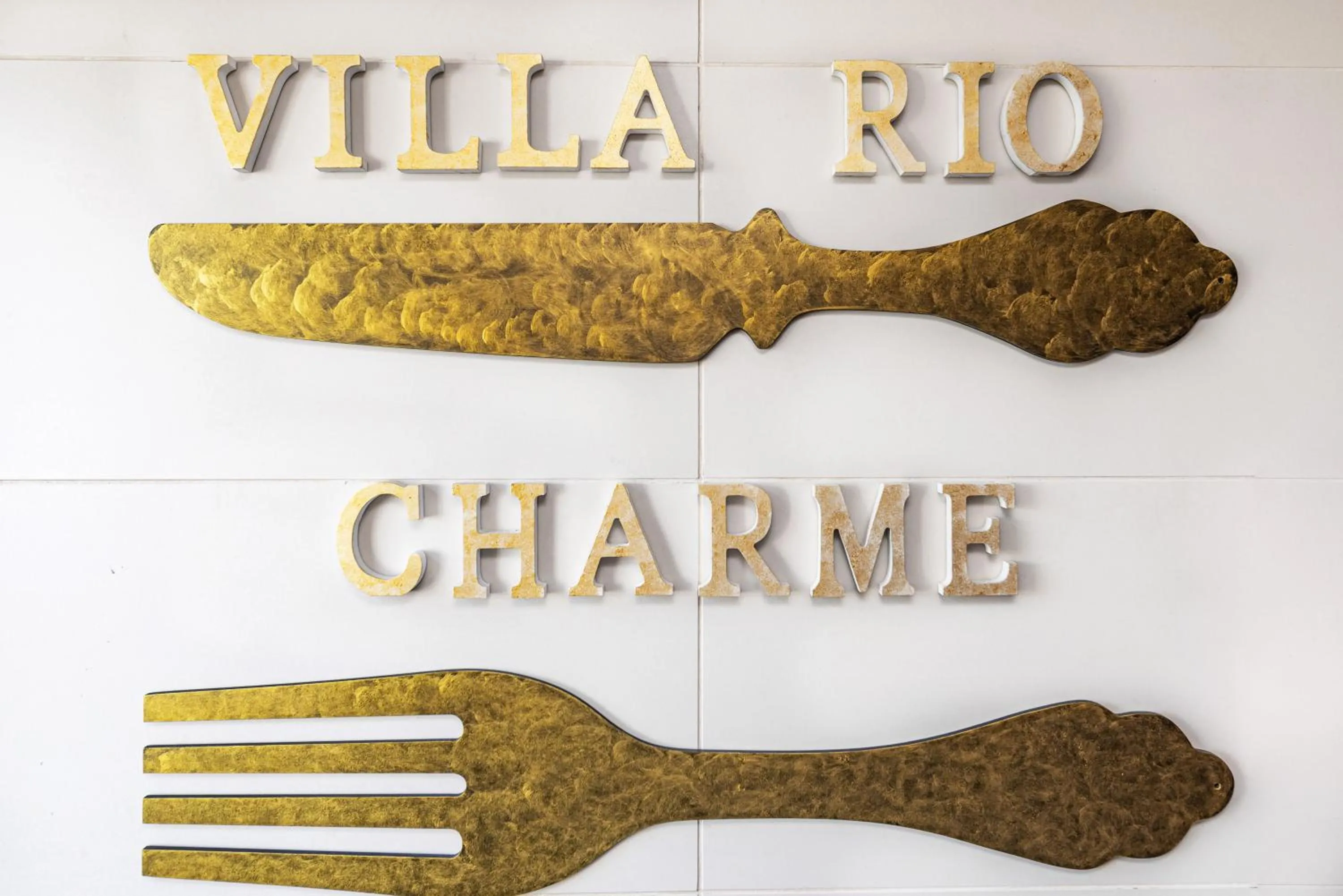 Property building in Villa Rio Guest House Suites