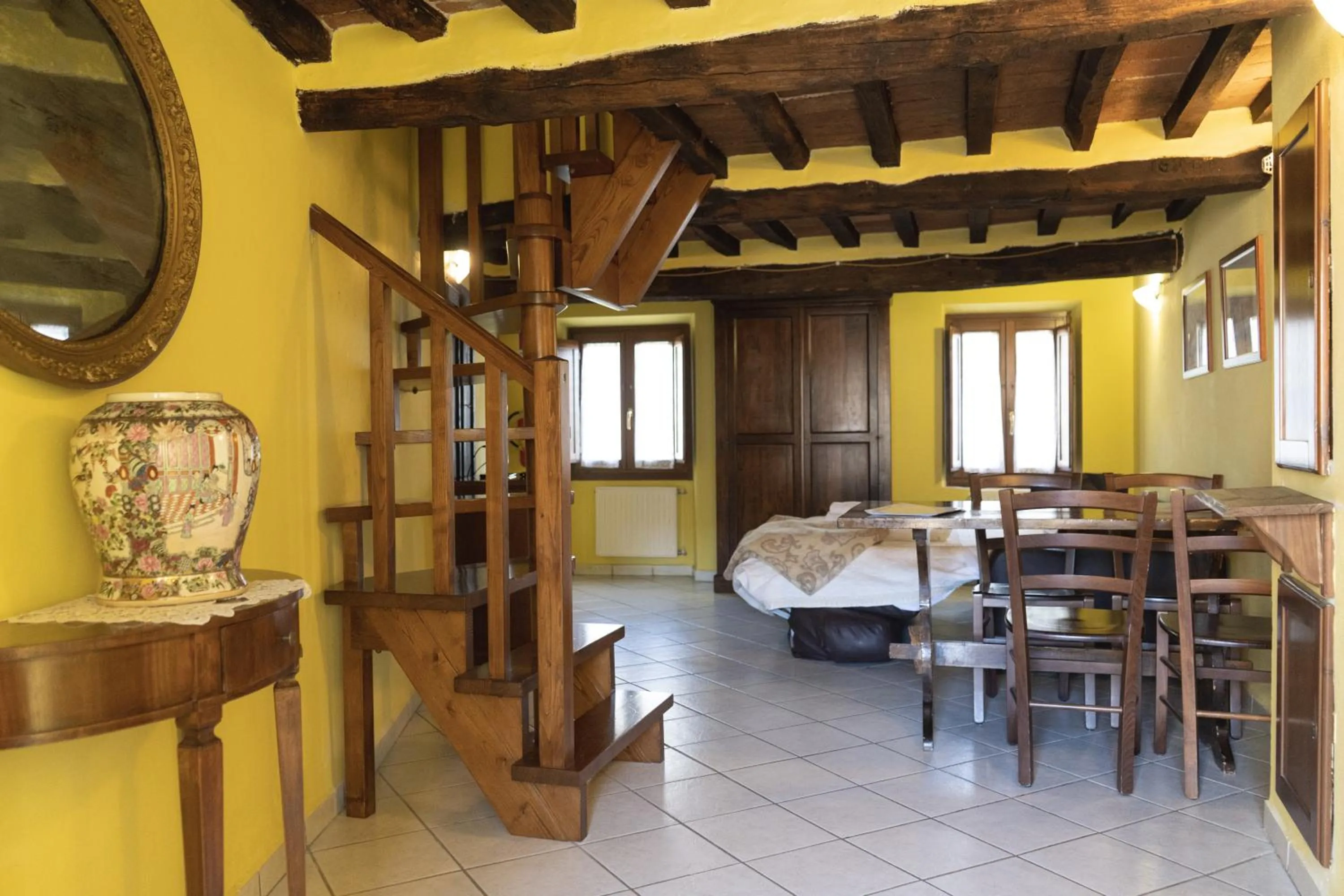 Bed in Borgo Giusto Tuscany