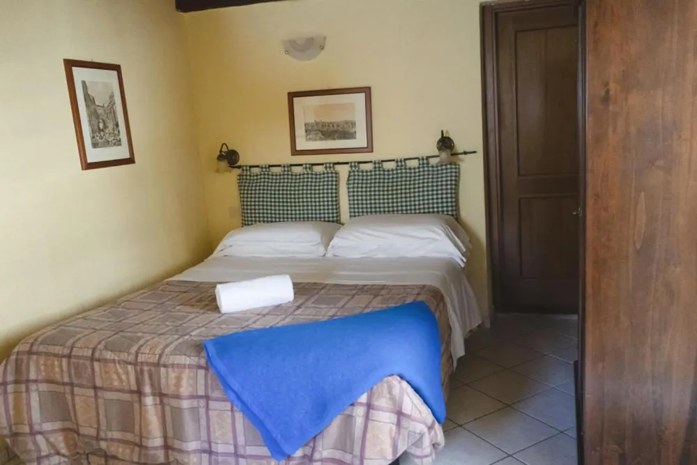Bed in Borgo Giusto Tuscany
