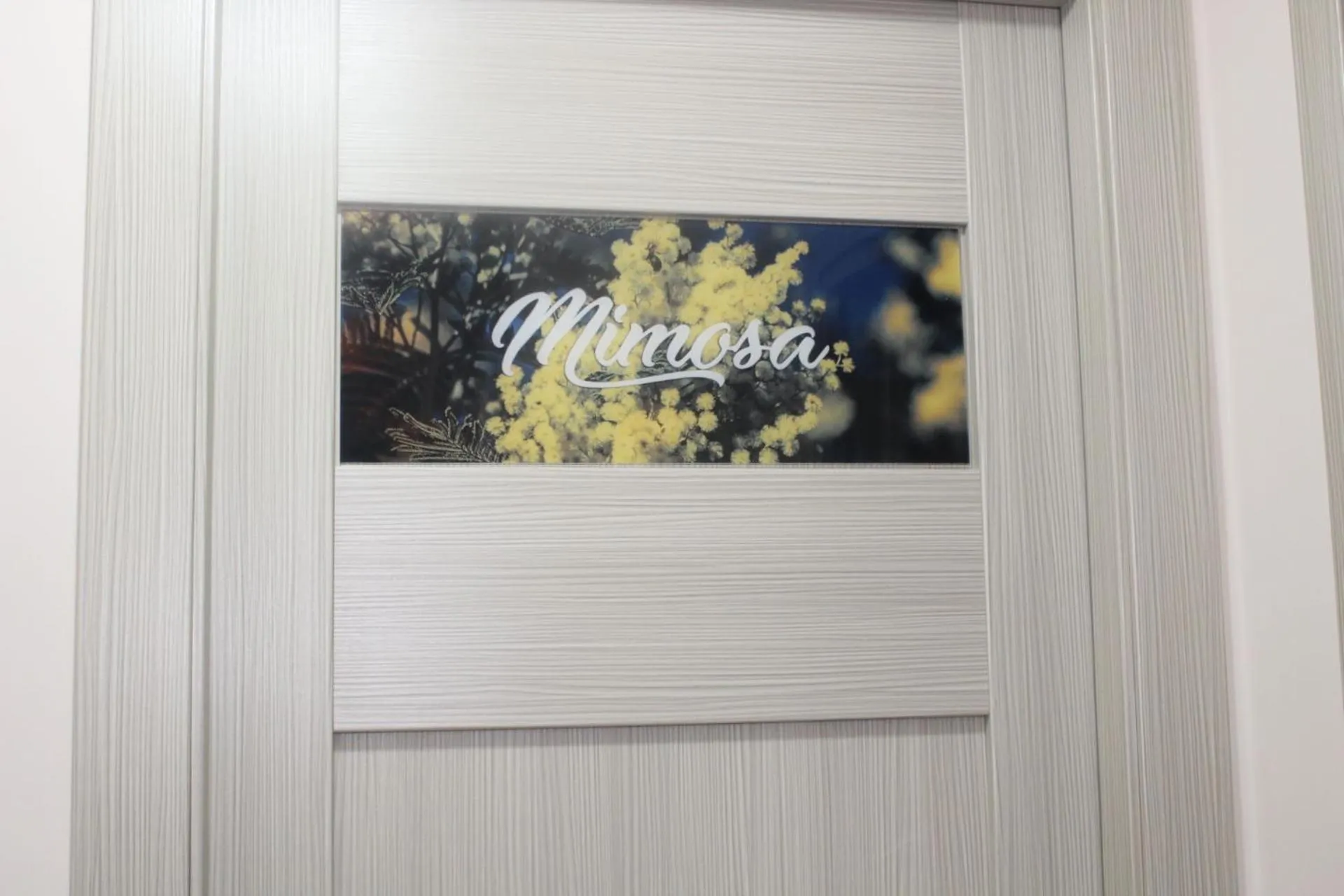 Decorative detail in L'Incanto dei Monti