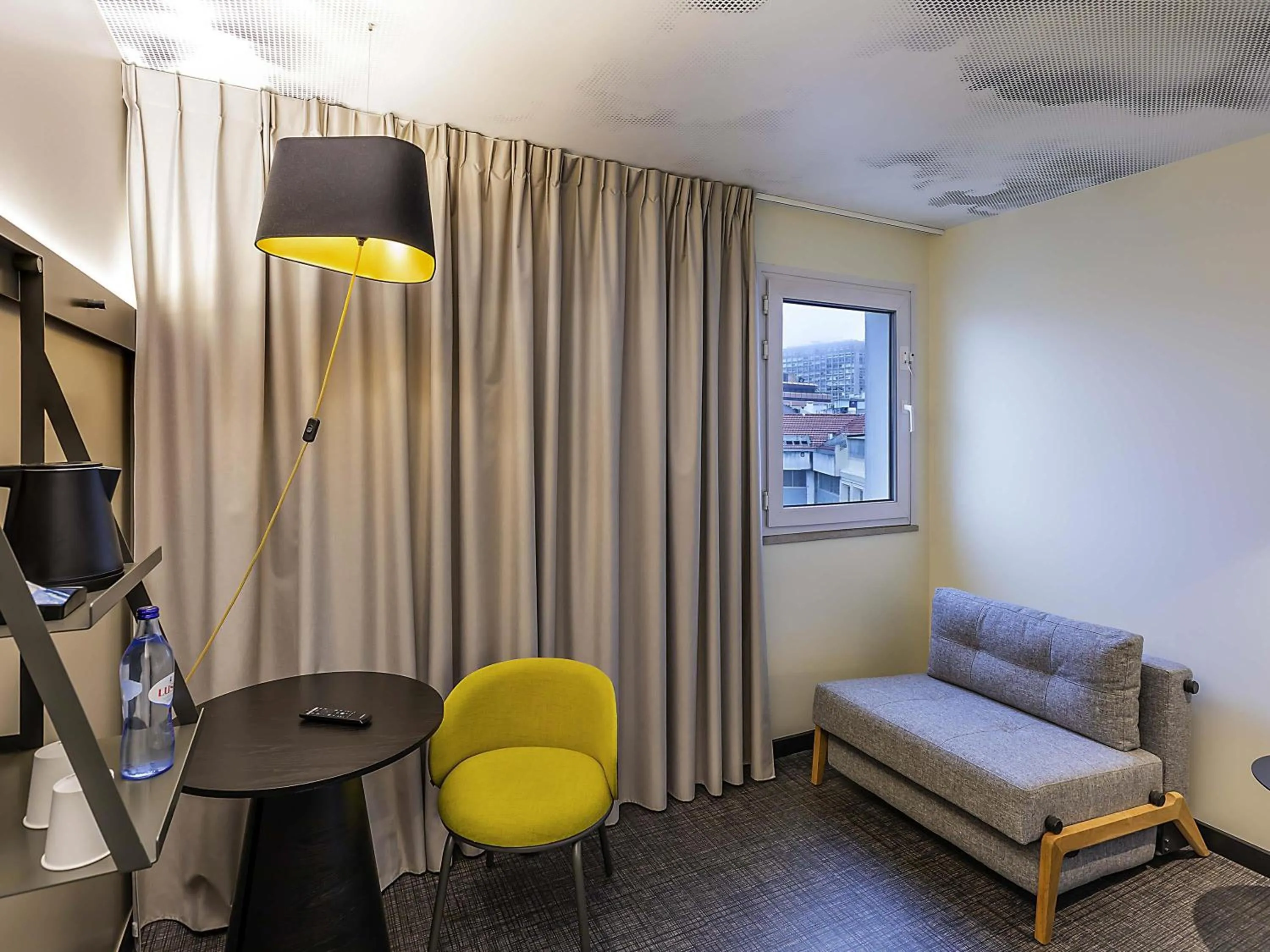 Bedroom in Hotel ibis Lisboa Saldanha